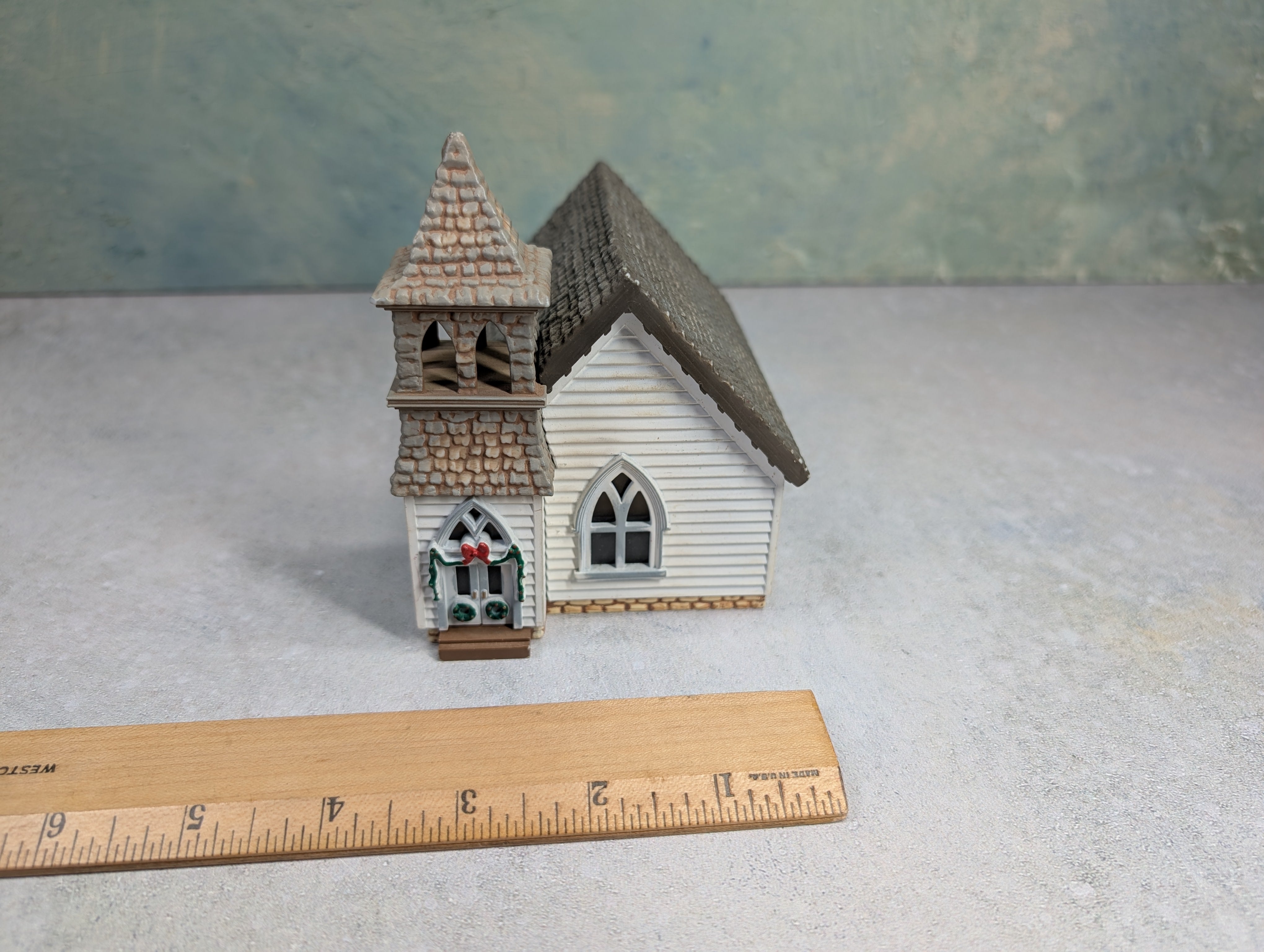 USED Country Church