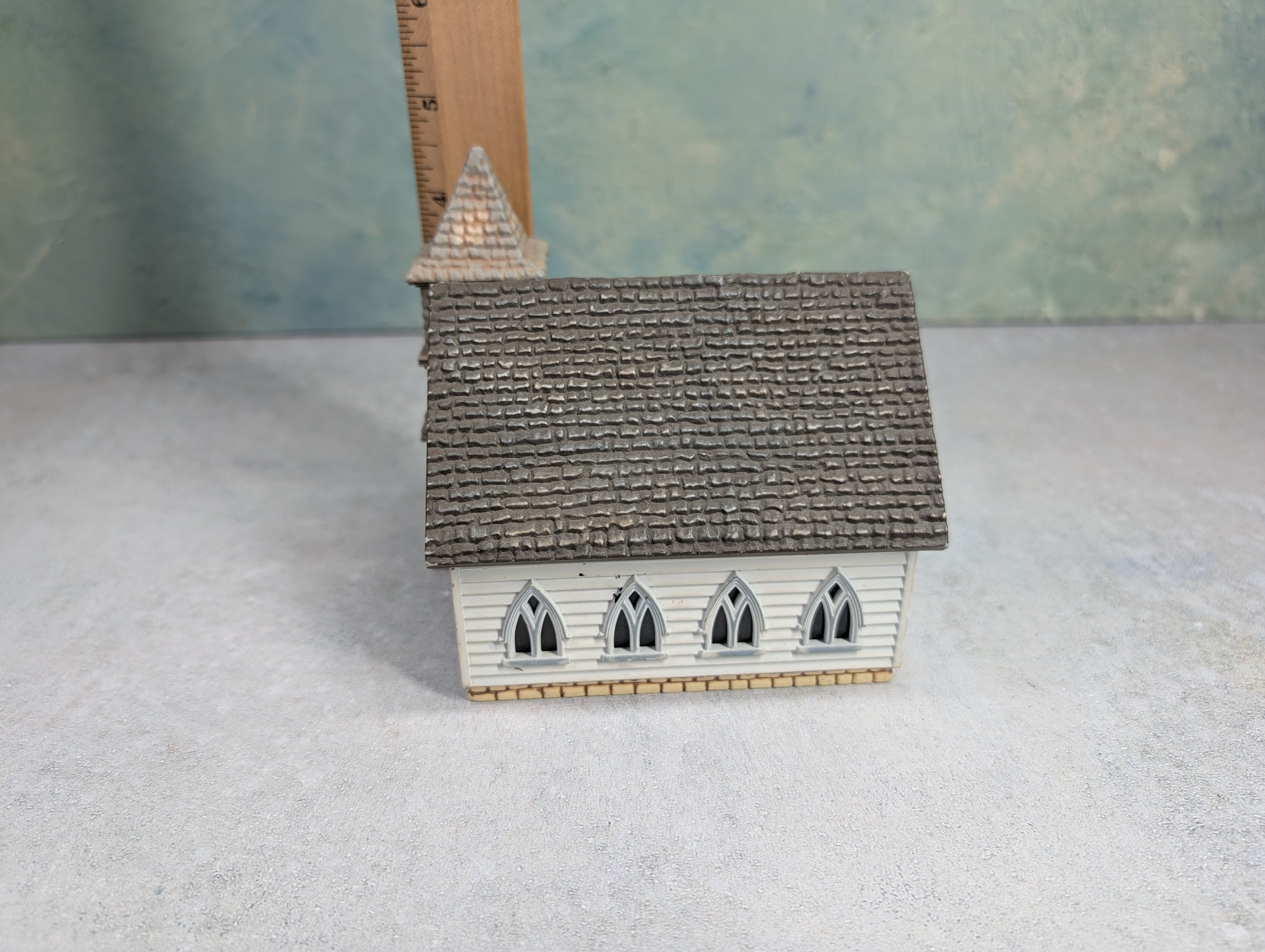 USED Country Church