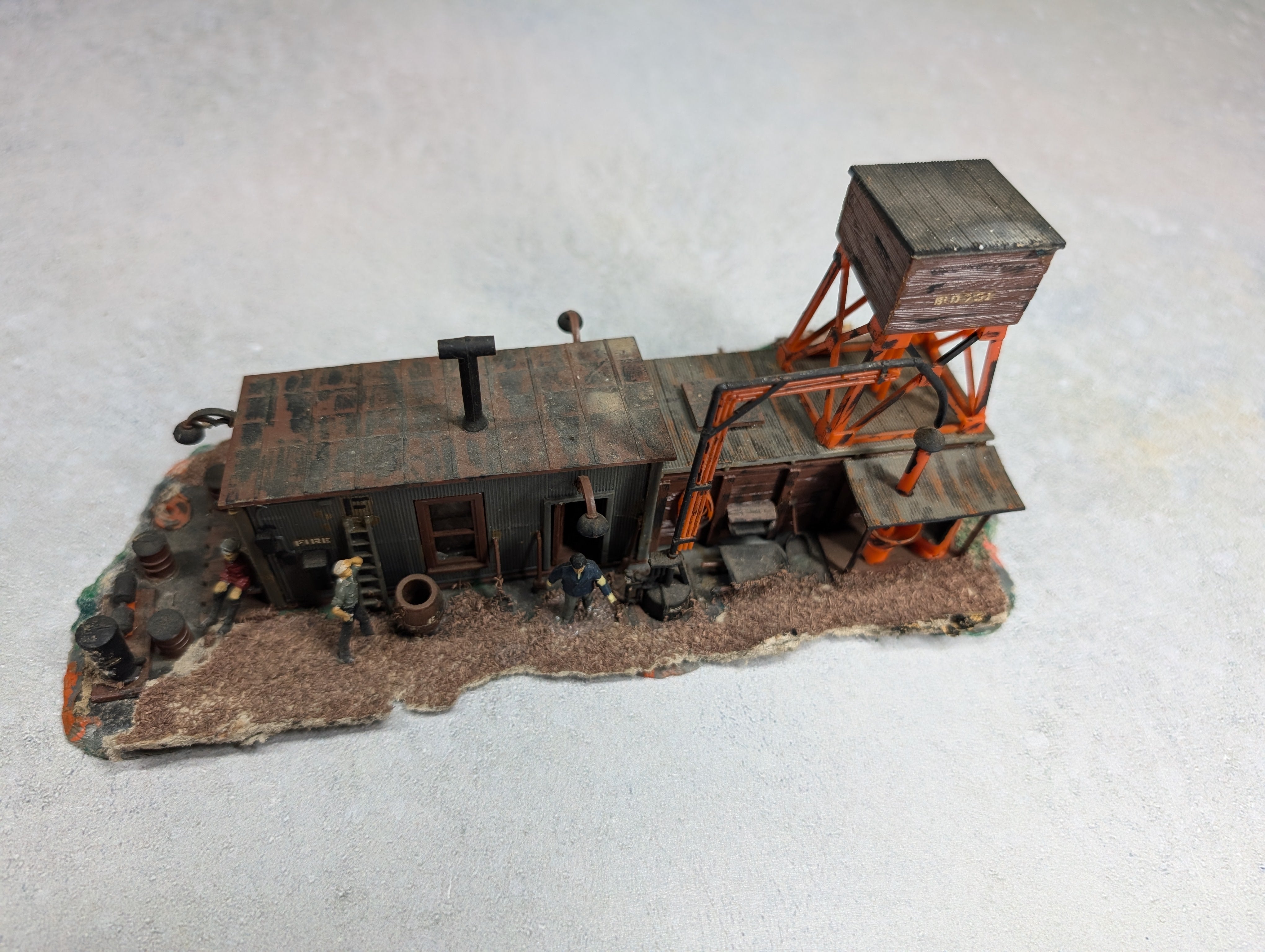 USED HO Scale Sand & Pump House