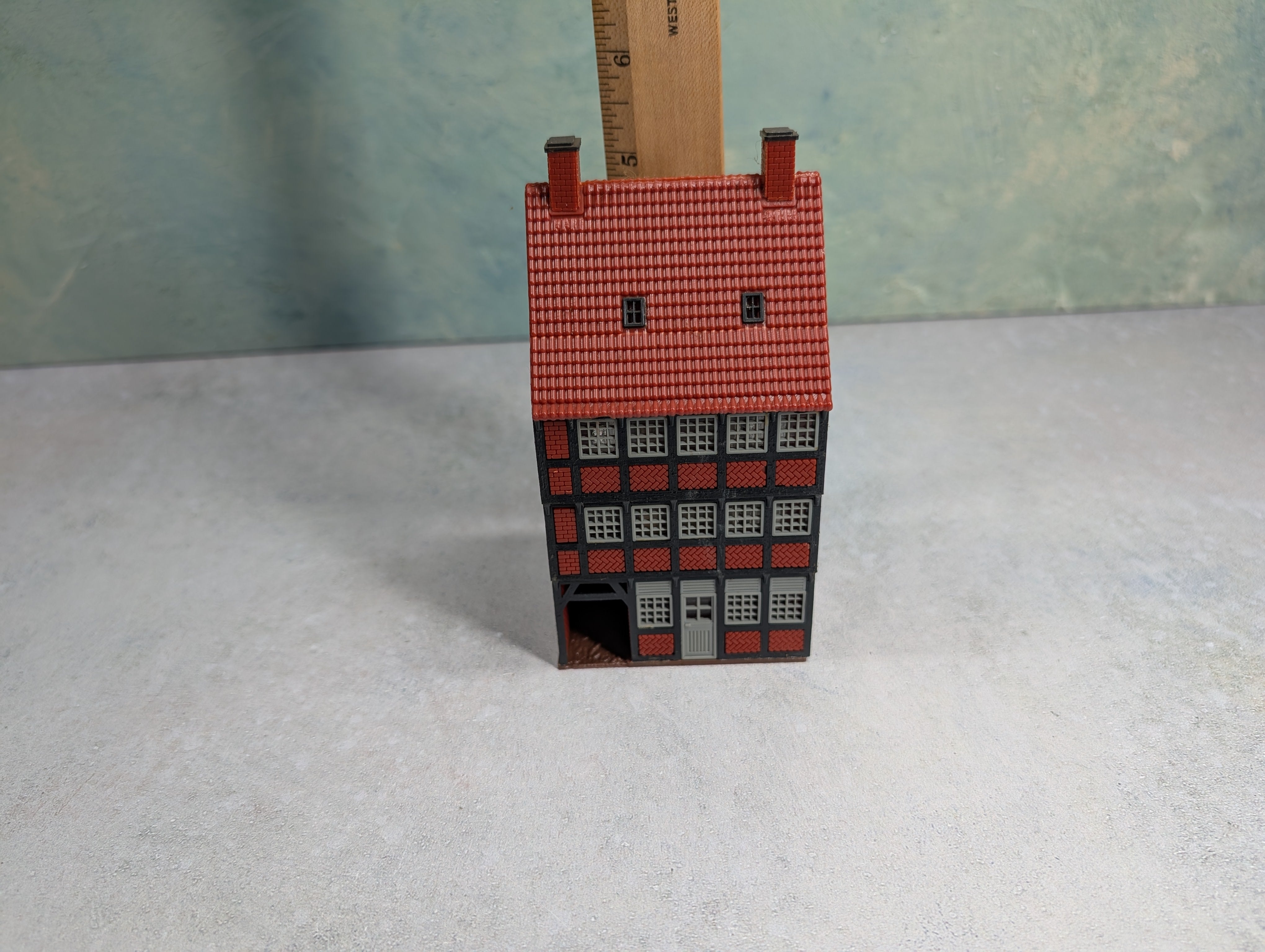USED Heljan HO Scale Apotek Drugstore