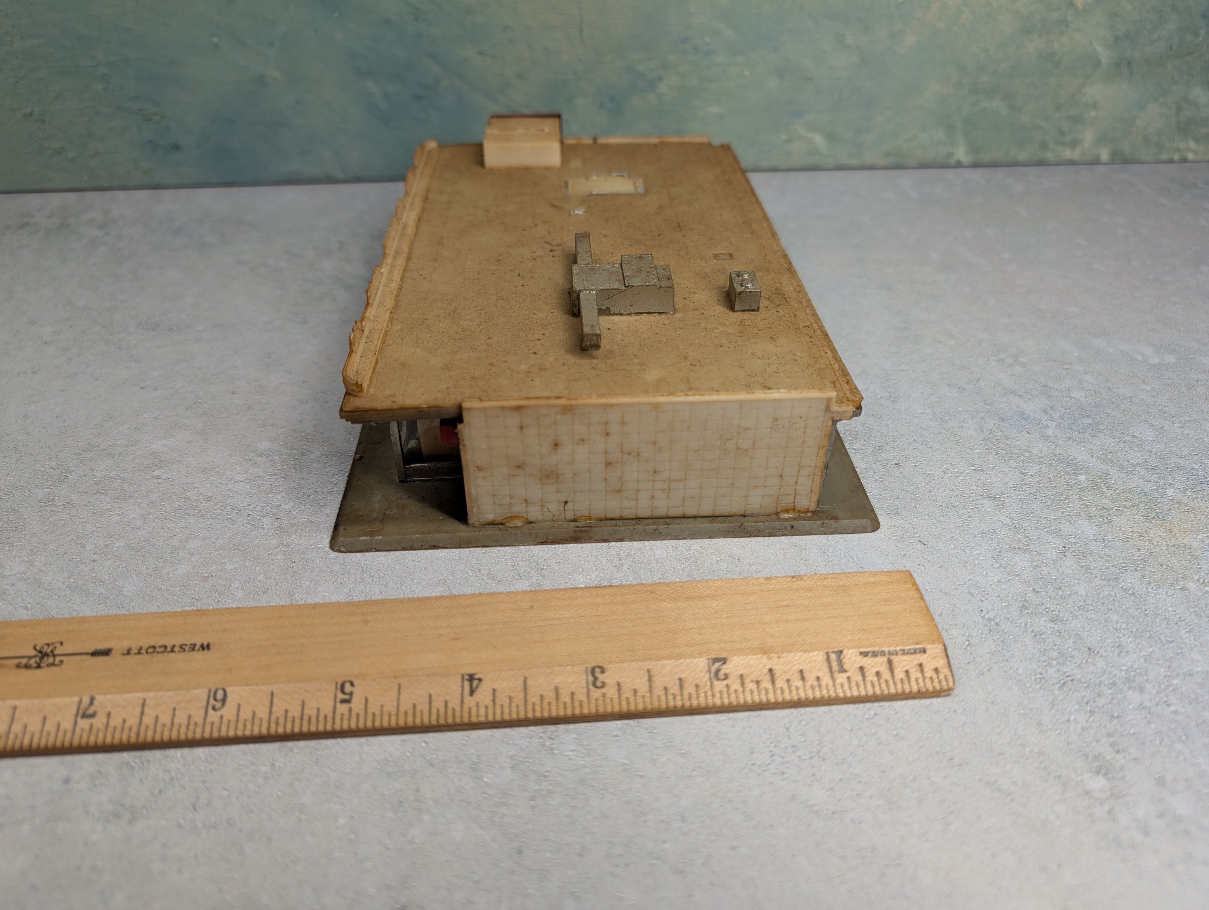 USED HO Scale Convenience Store