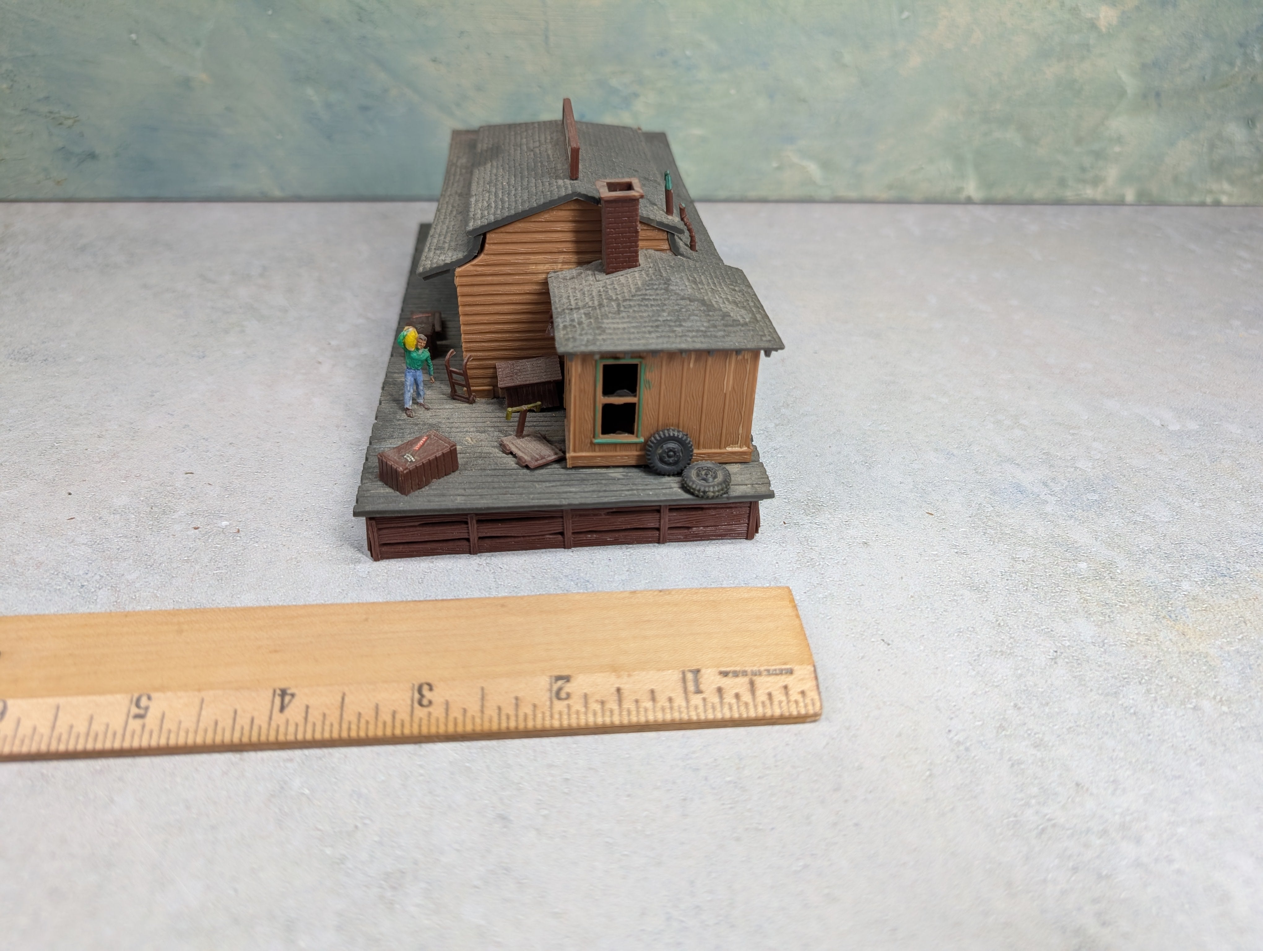 USED HO Scale Old Time Freight Station Building