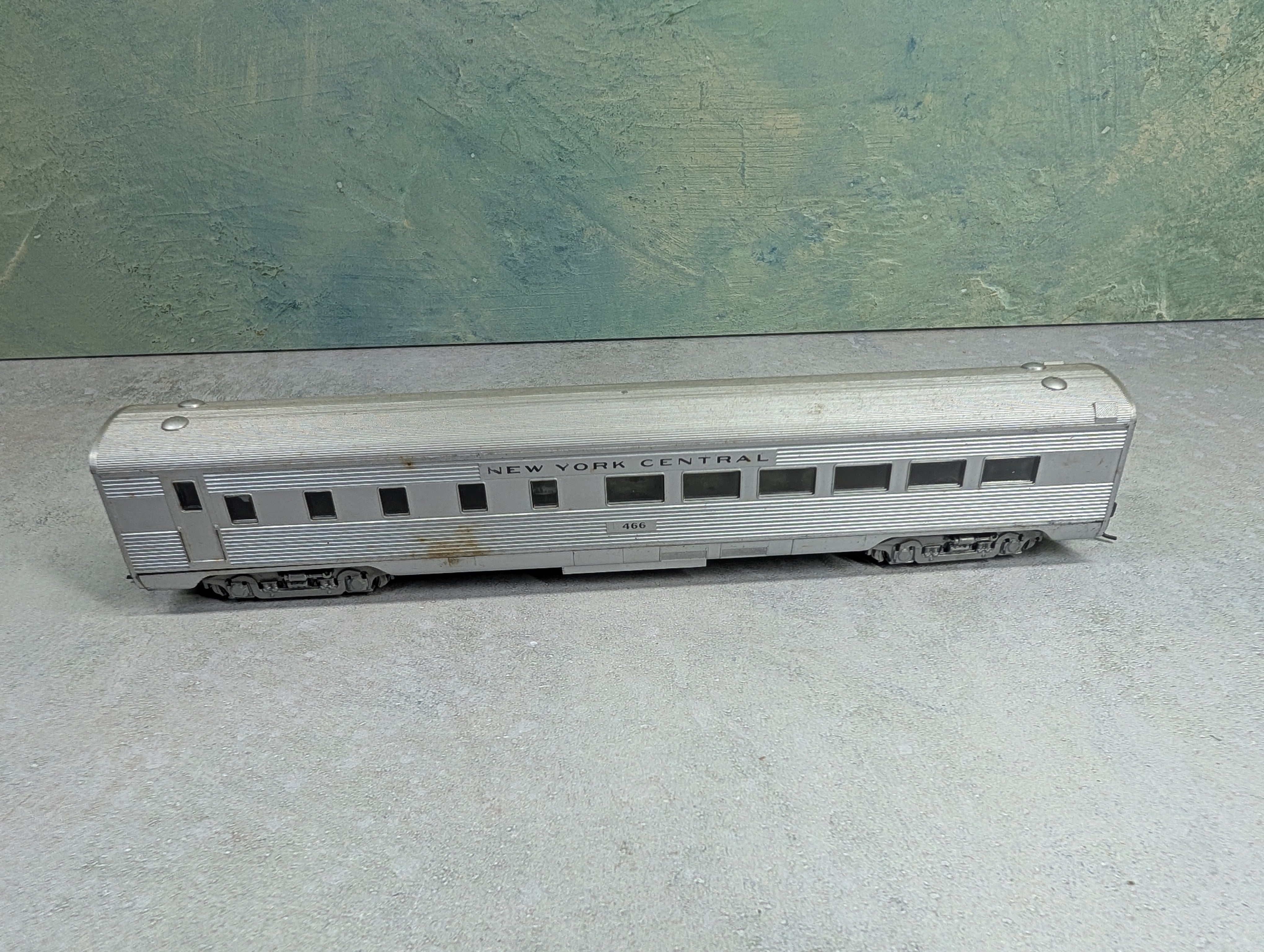 USED Athearn HO Scale Passenger Car New York Central #466