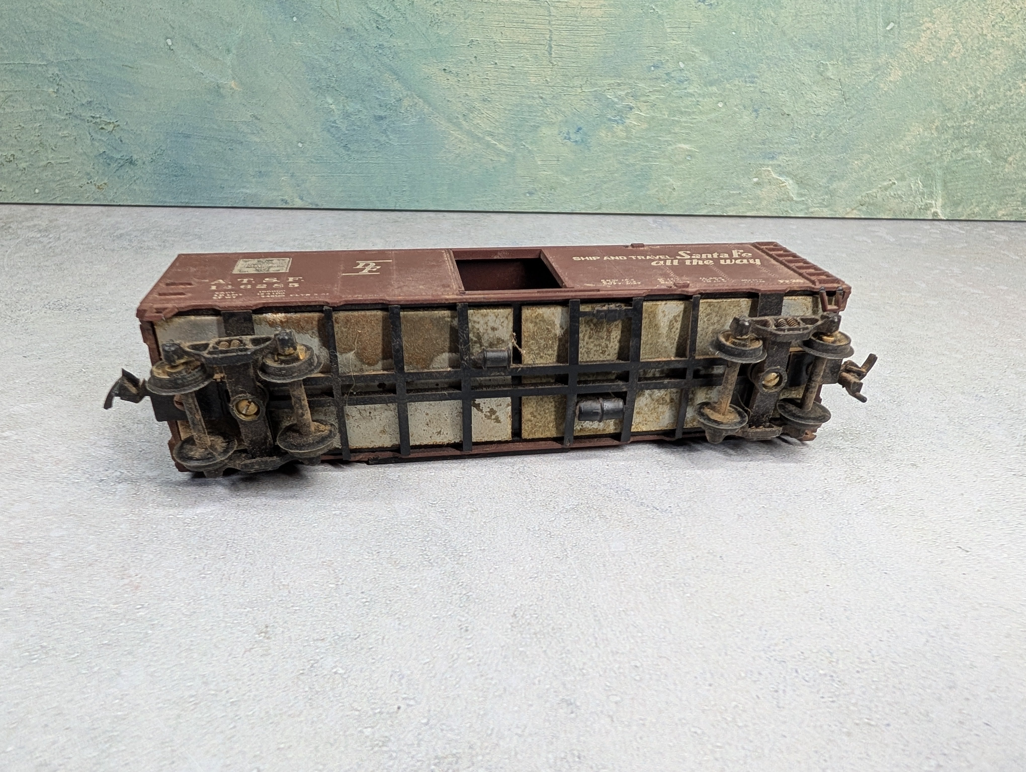 USED Athearn HO Scale 40' Box Car Santa Fe ATSF #146285 Rough