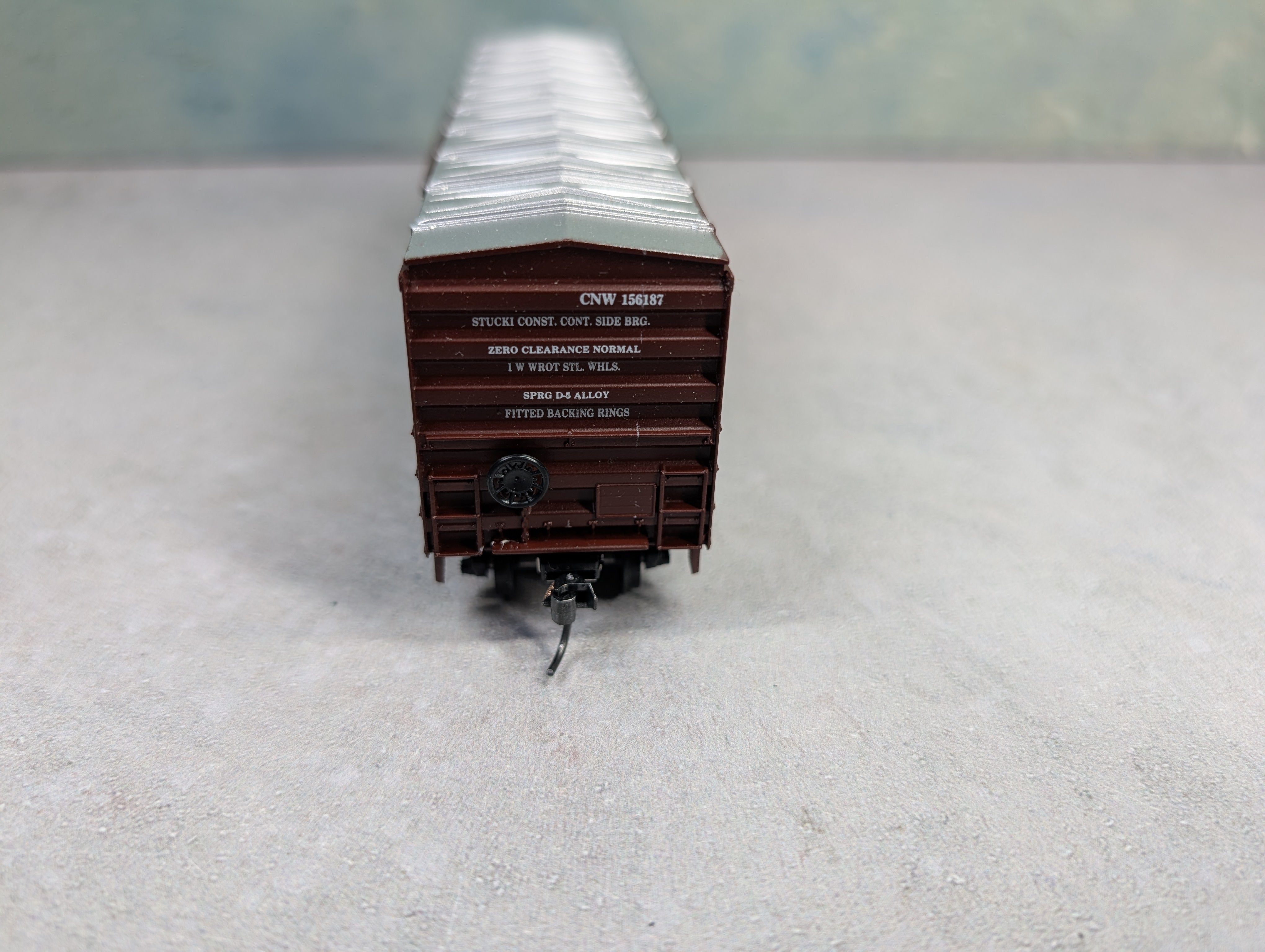 USED Athearn 214 HO Scale 50' Modern Box Car Chicago & North Western CNW #156187 Rail Runner Custom