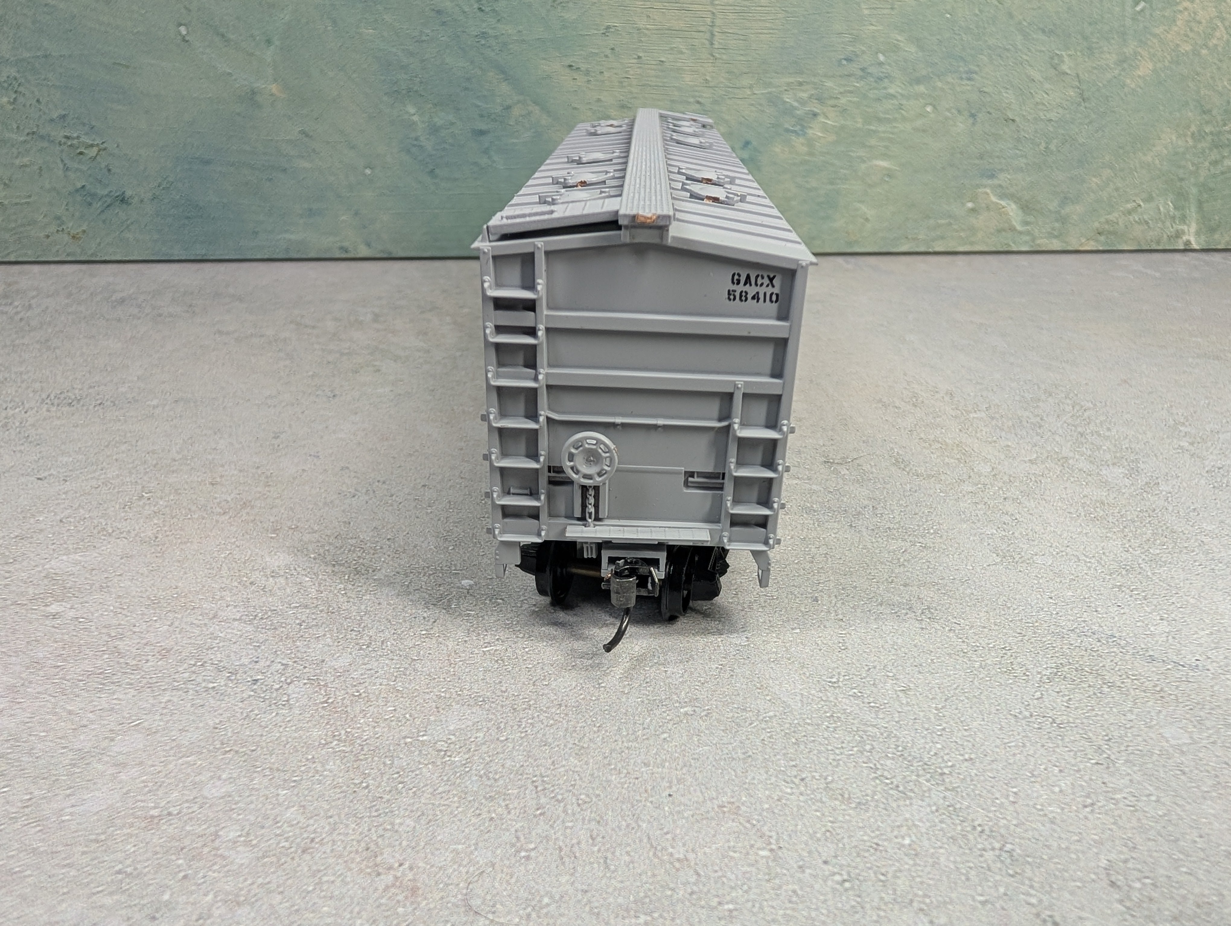 USED Walthers HO Scale 50' Airslide Hopper General American GACX #56410
