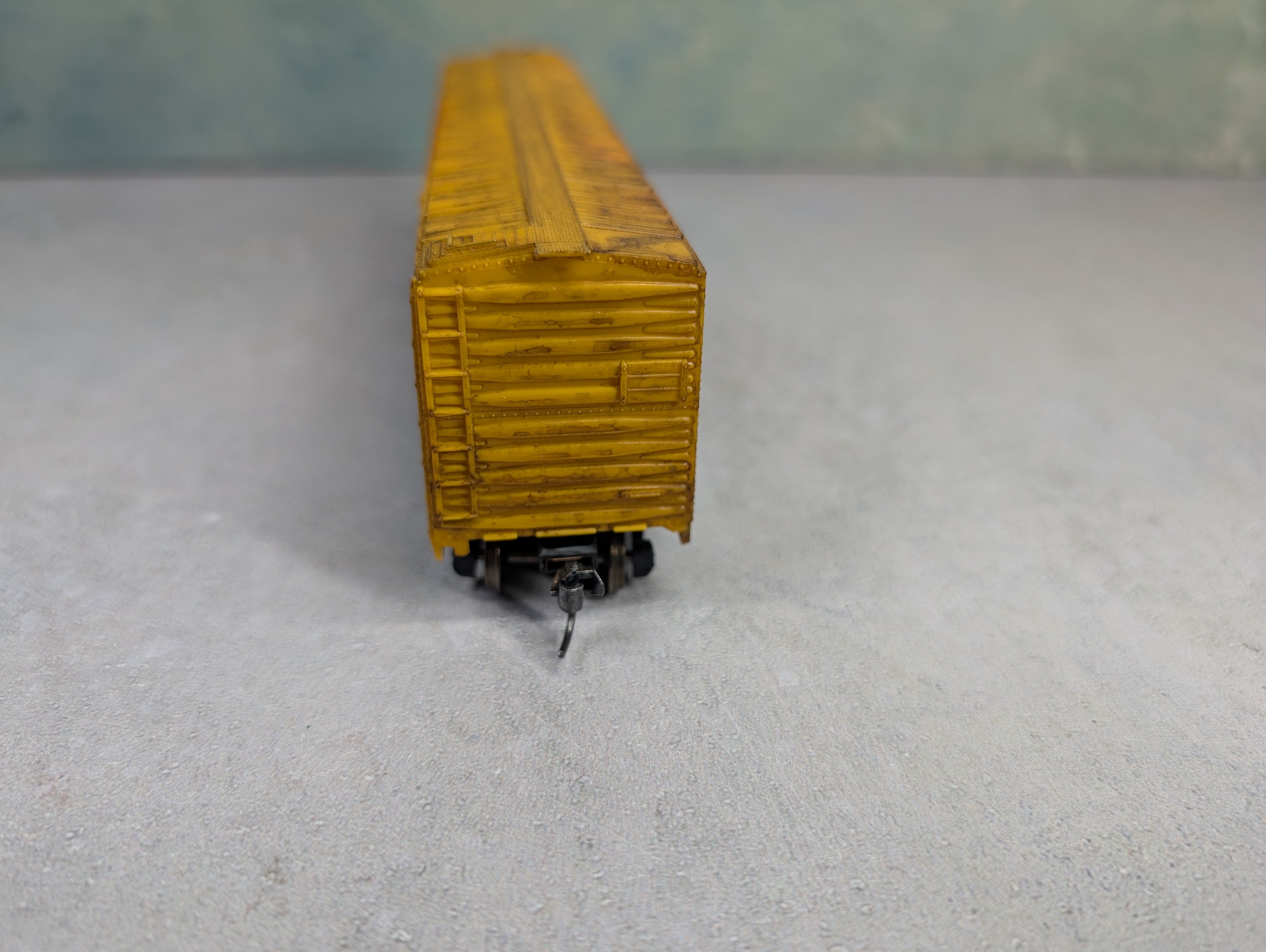 USED Bachmann HO Scale 50' Box Car Milwaukee Road MILW #56500 Weathered
