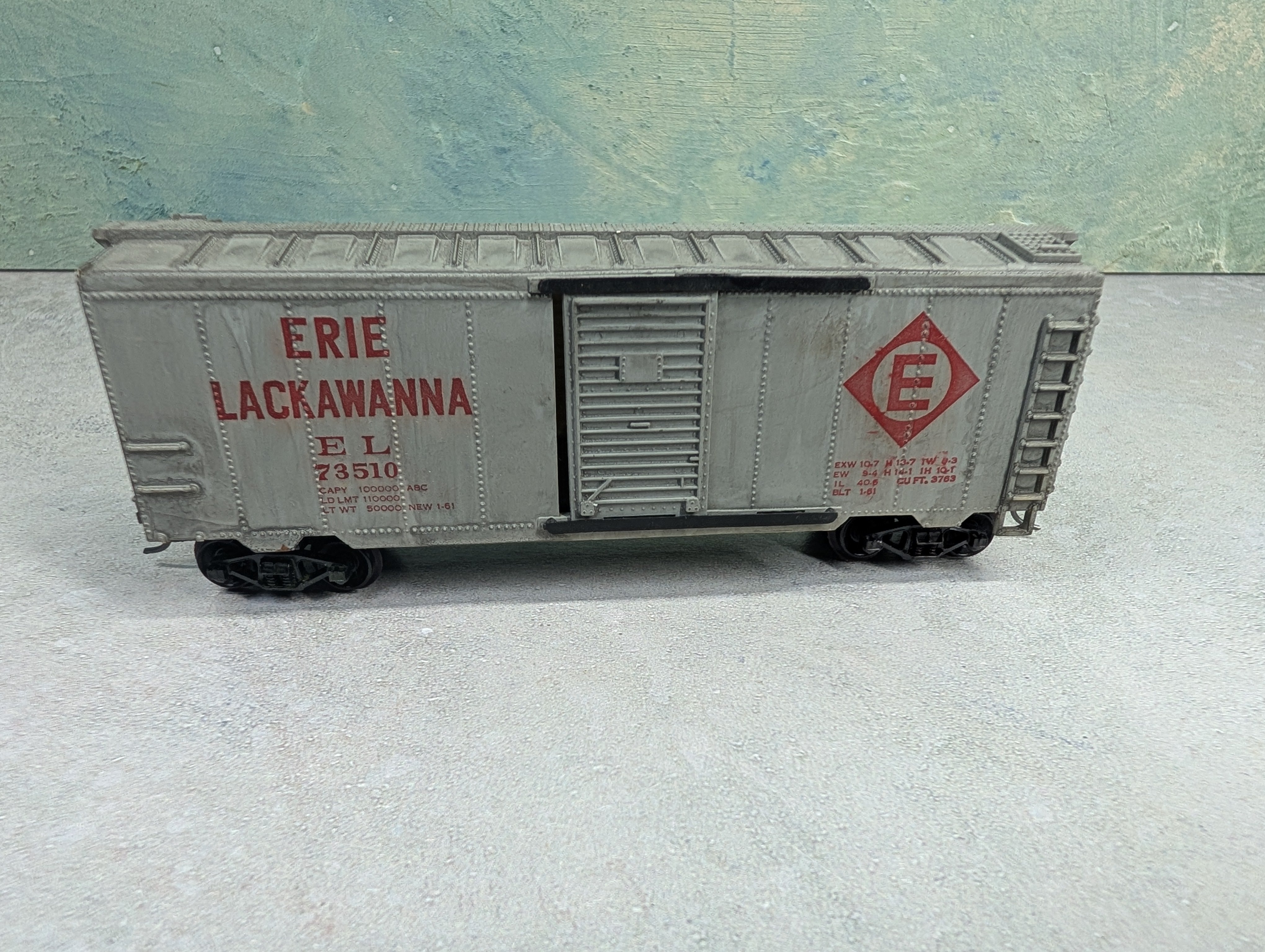 USED Life-Like HO Scale 40' Box Car Erie Lackawanna EL #73510 Light Weathering