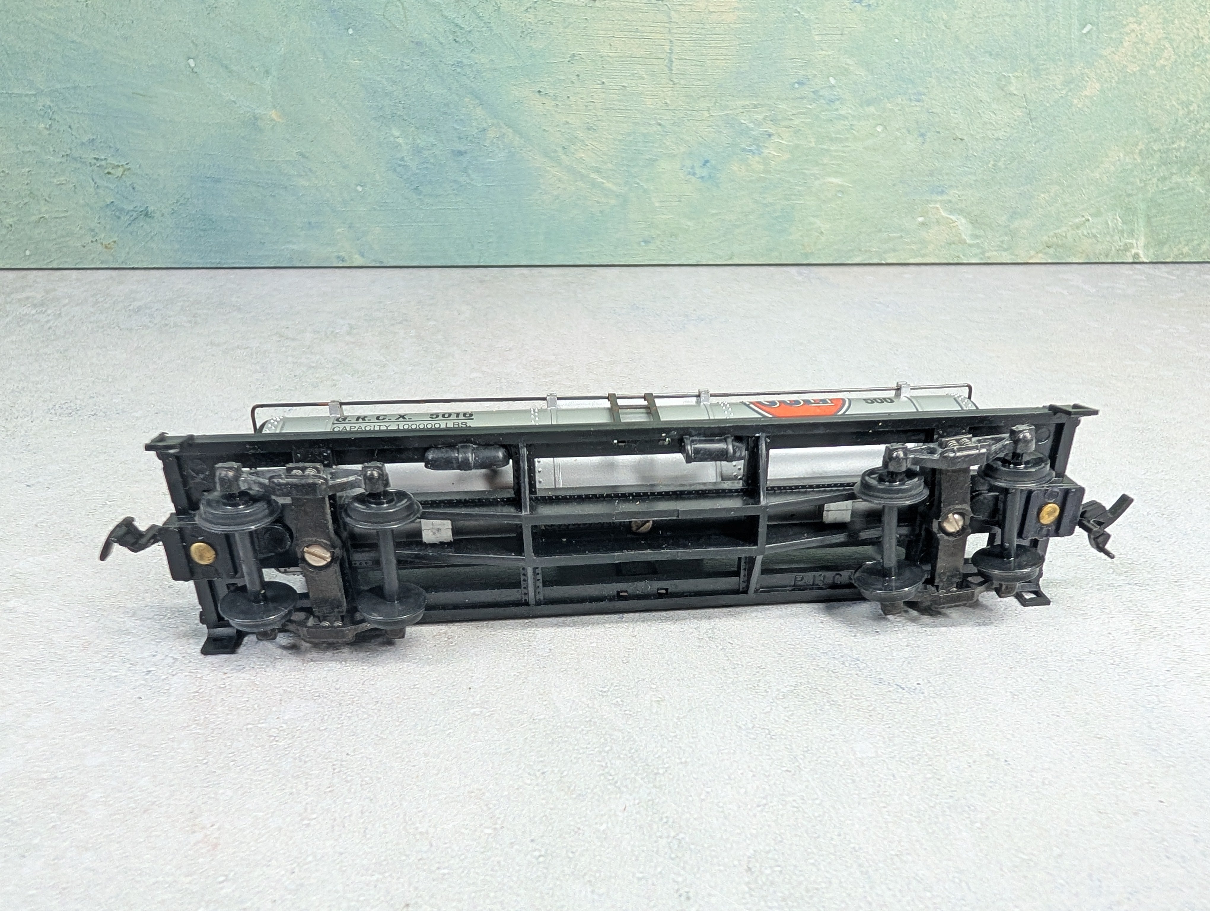 USED Gilbert HO Scale Tank Car Gulf GRCX #5018