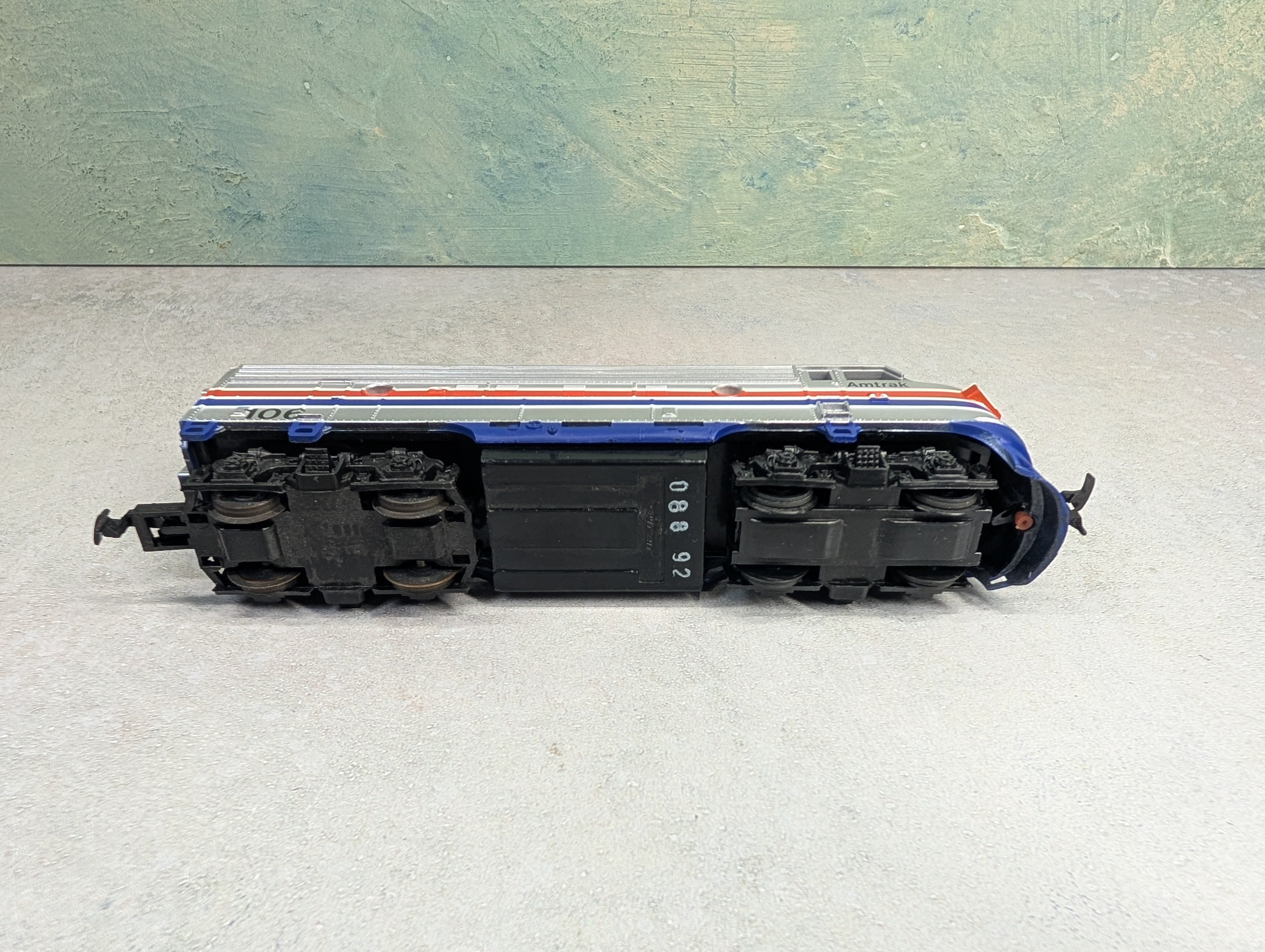 USED Life-Like HO Scale F7A Diesel Locomotive Amtrak #106 Runs Great DC