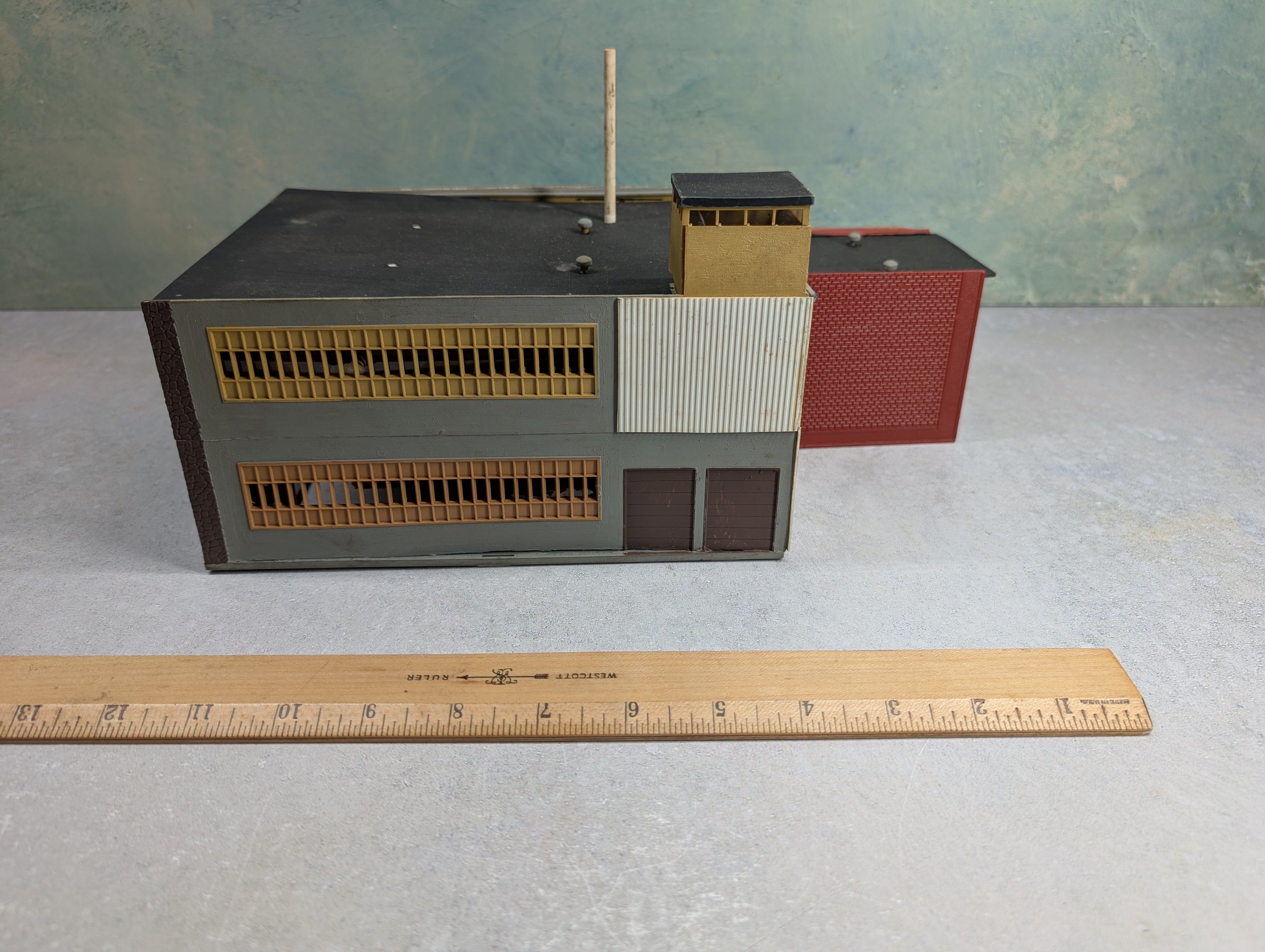 USED HO Scale Scratch Built / Custom Factory