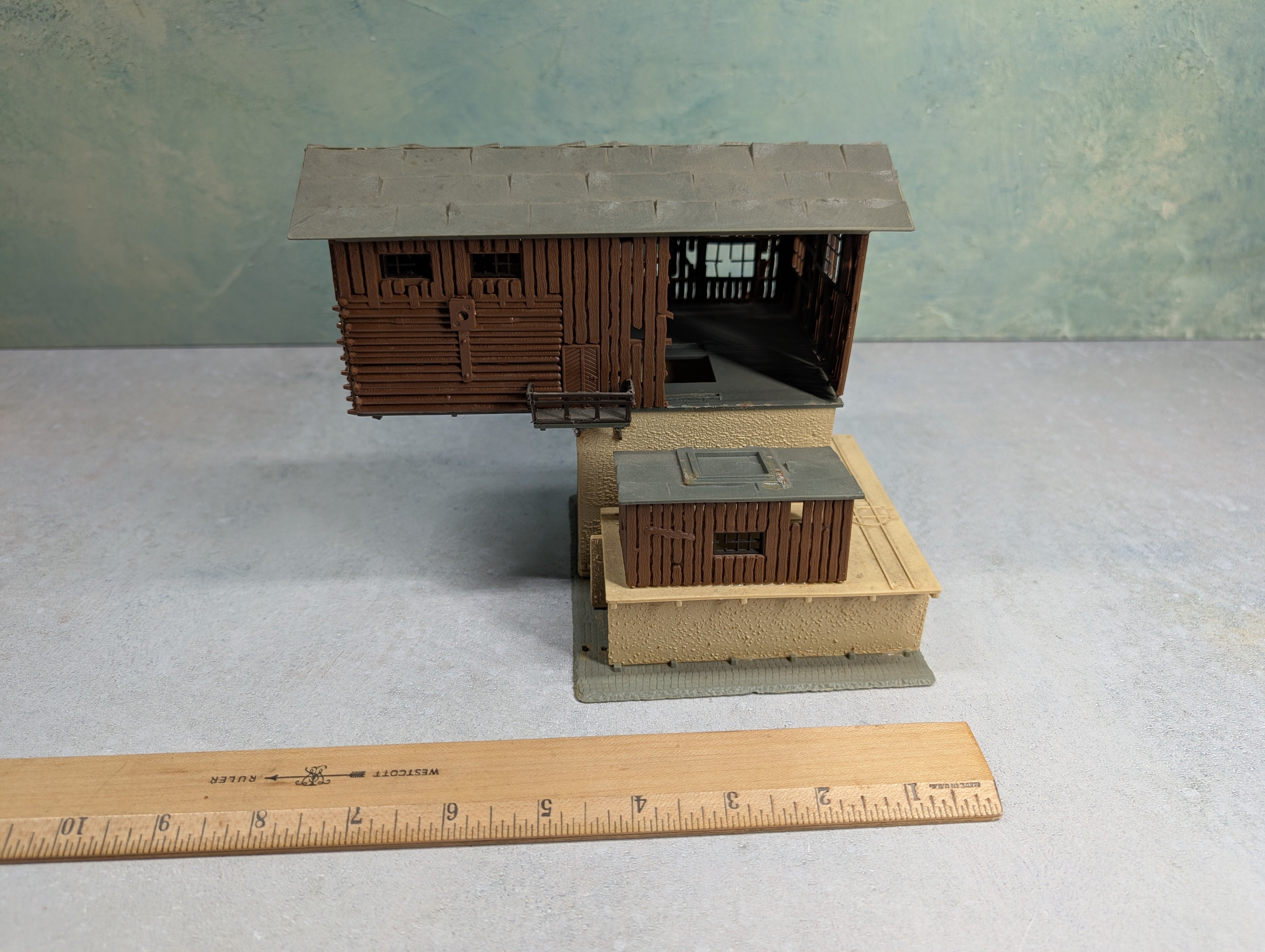 USED HO Scale Two Story Shanty (missing parts)