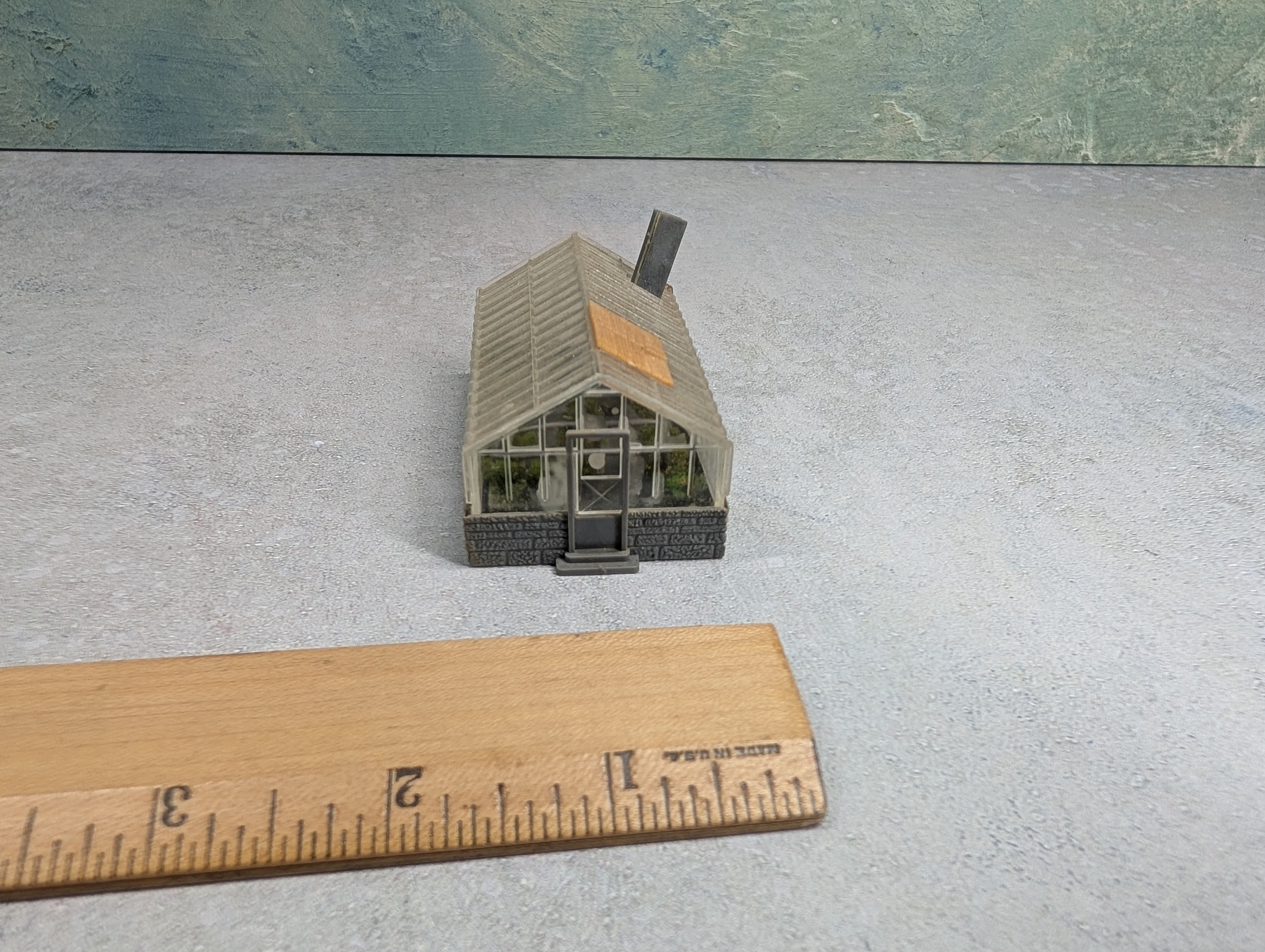 USED HO Scale Garden Green House