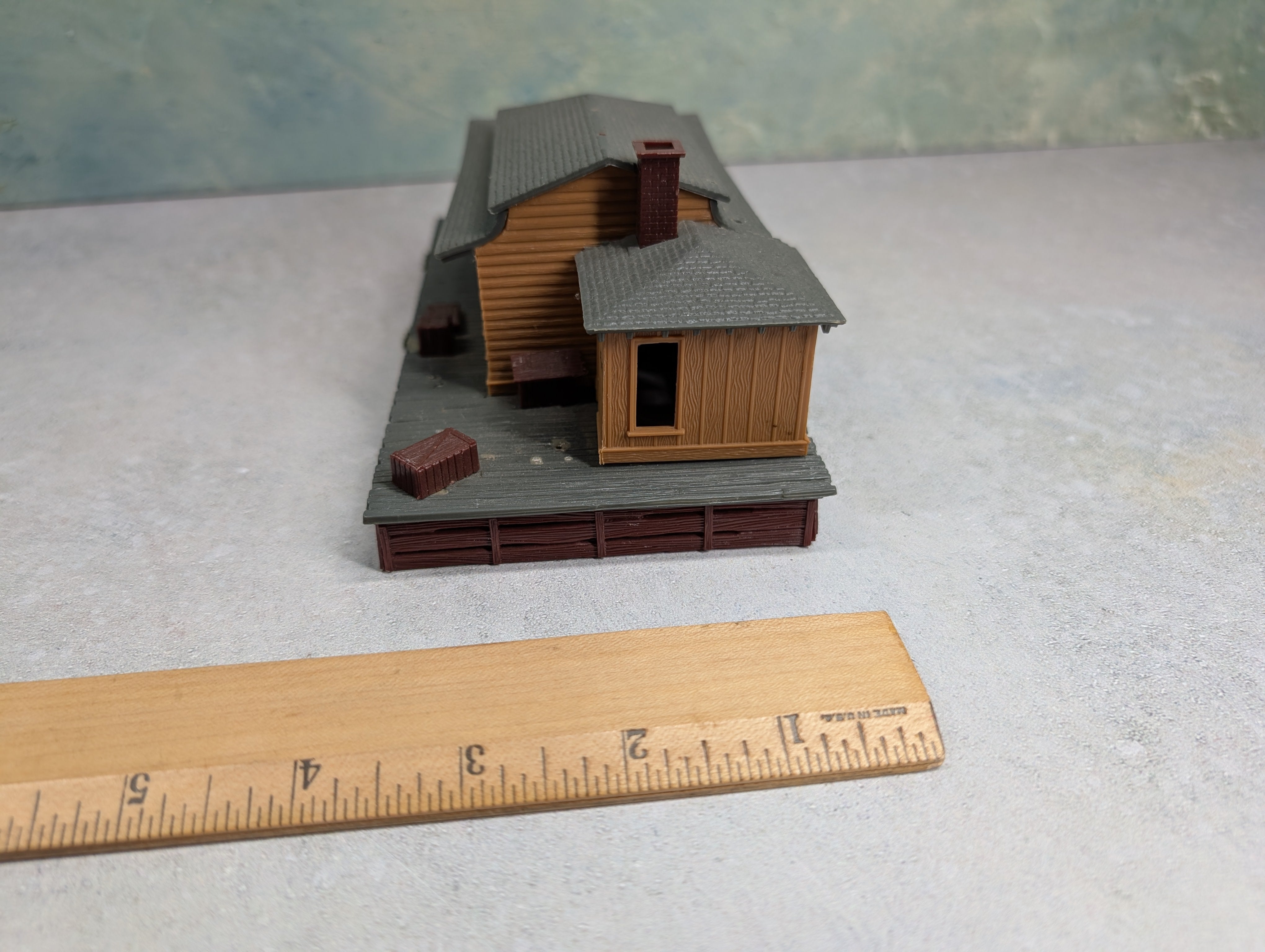 USED HO Scale Old Time Freight Station
