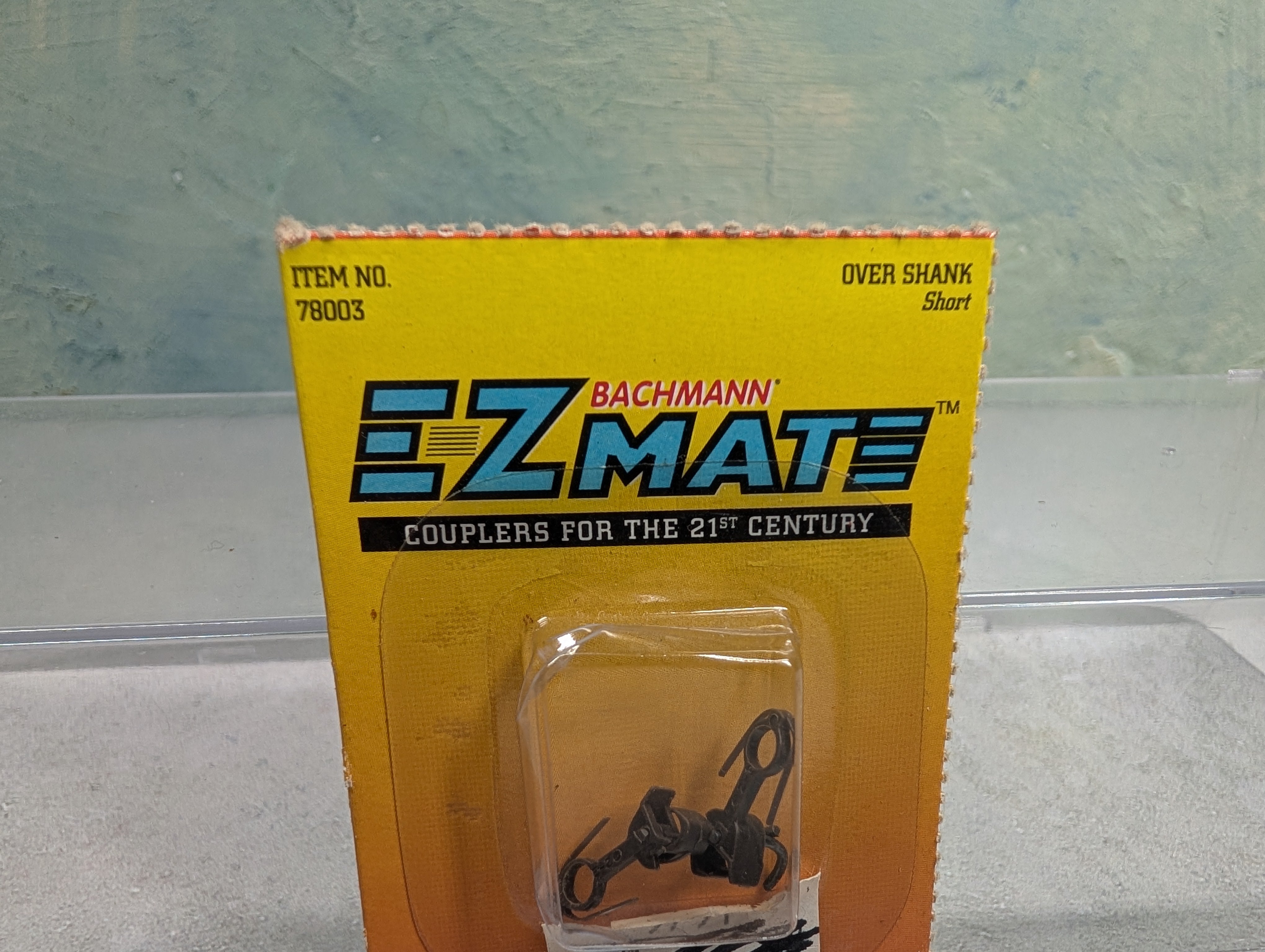 Bachmann 78003 HO Scale EZ Mate Over Shank Short Knuckle Coupler