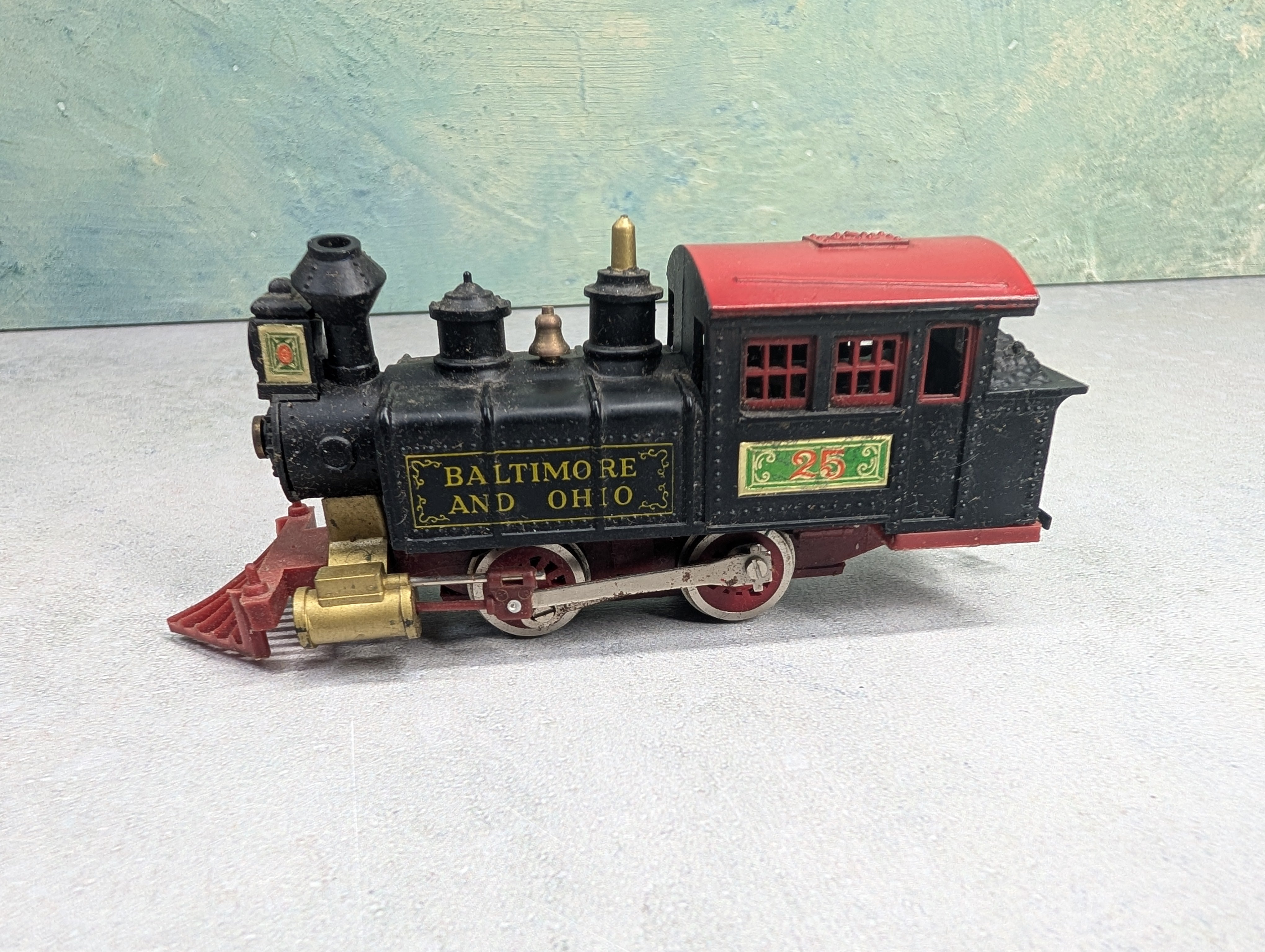 USED Life-Like HO Scale 0-4-0 Steam Locomotive Teakettle Baltimore and Ohio #25 Parts/Repairs DC