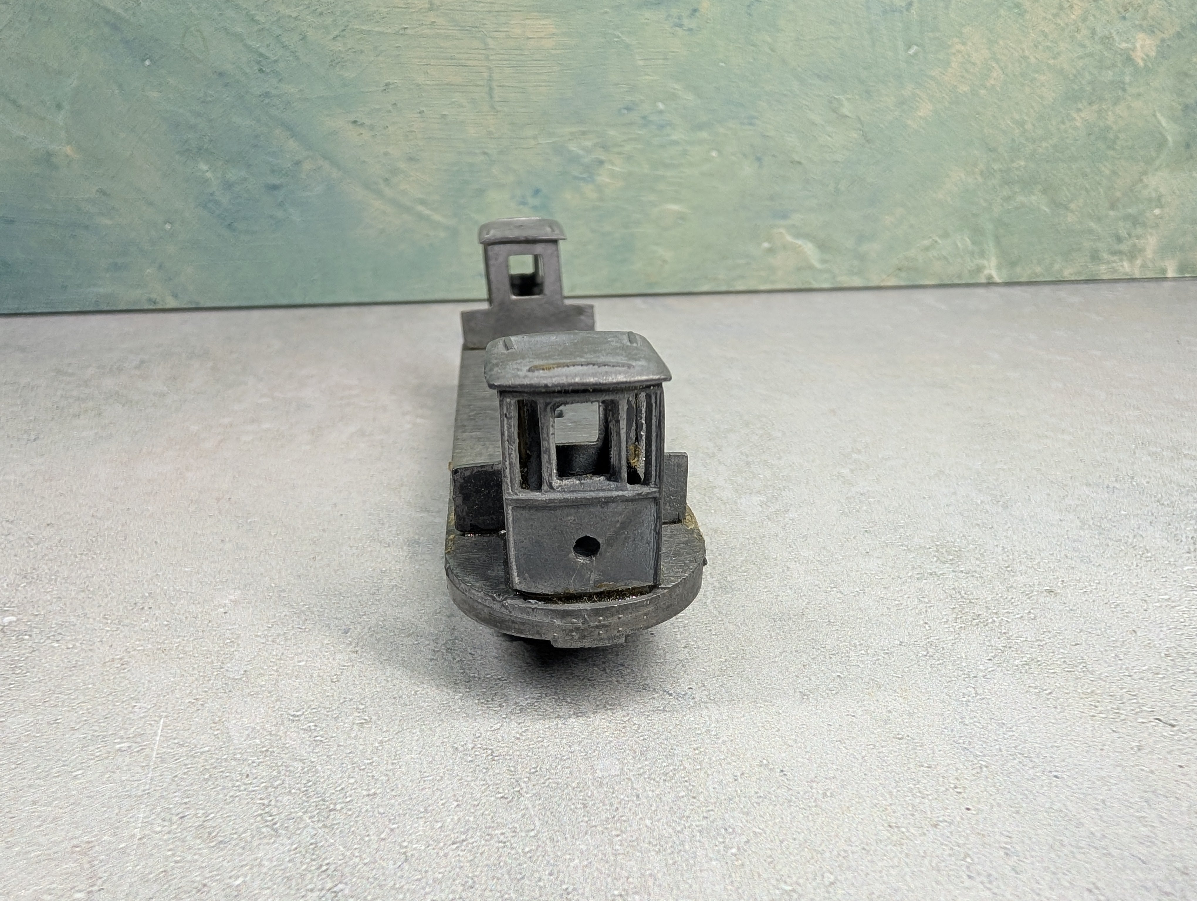 USED Tenshodo HO Scale Powered Metal Chassis DC