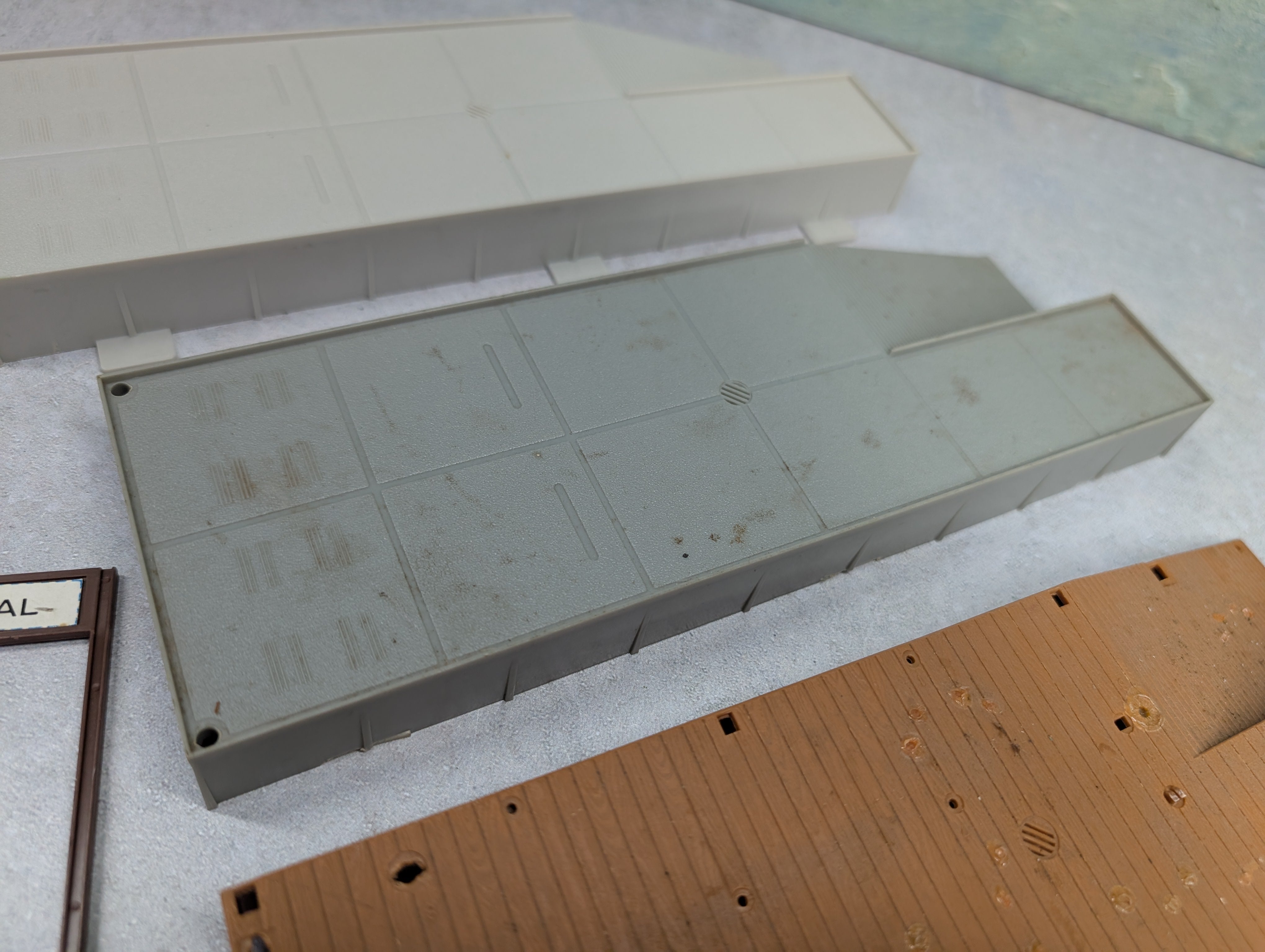 USED HO Scale Lot of Truck Terminal Ramps