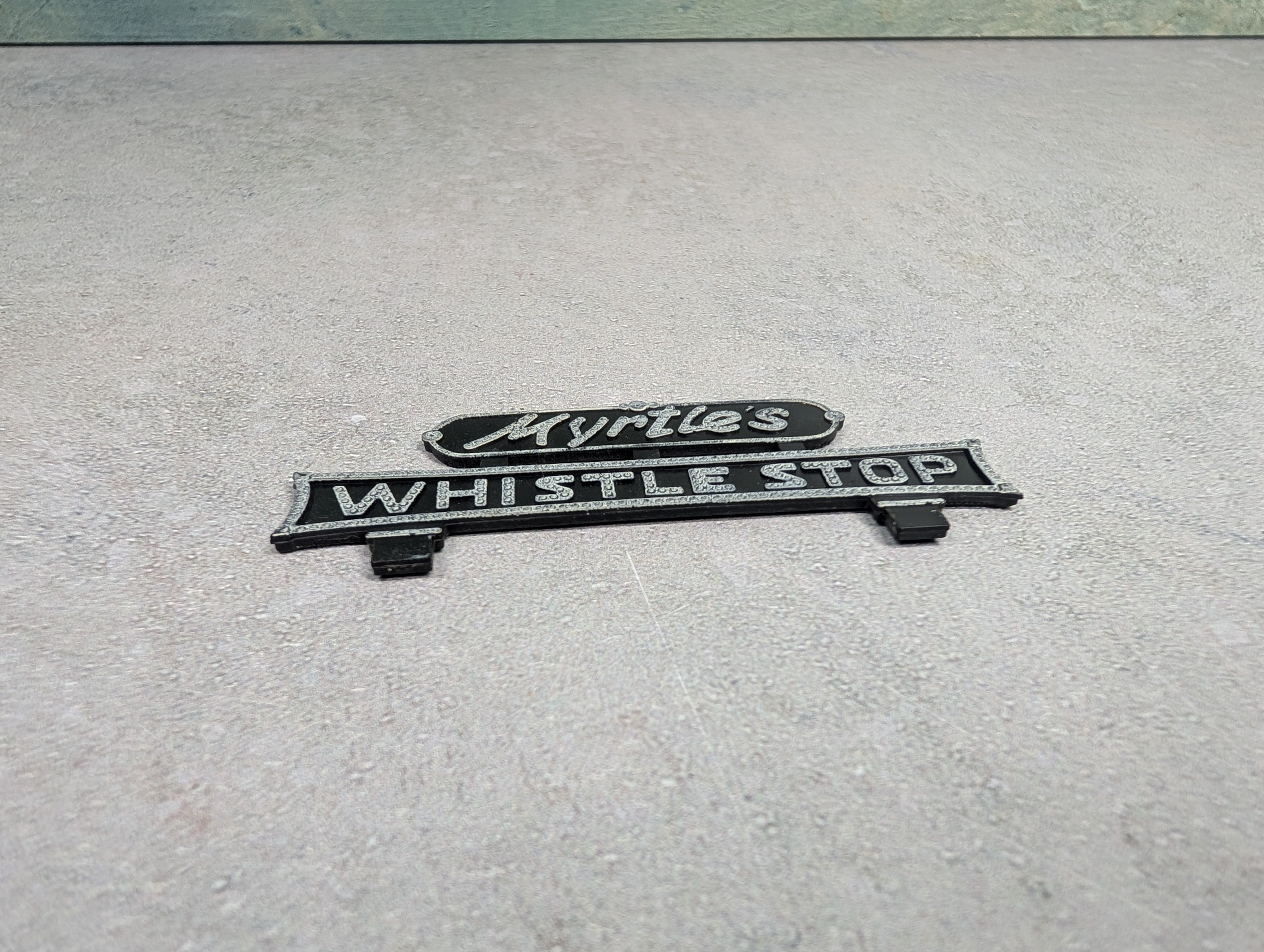 USED Life-Like HO Scale Myrtle's Whistle Stop Diner Sign