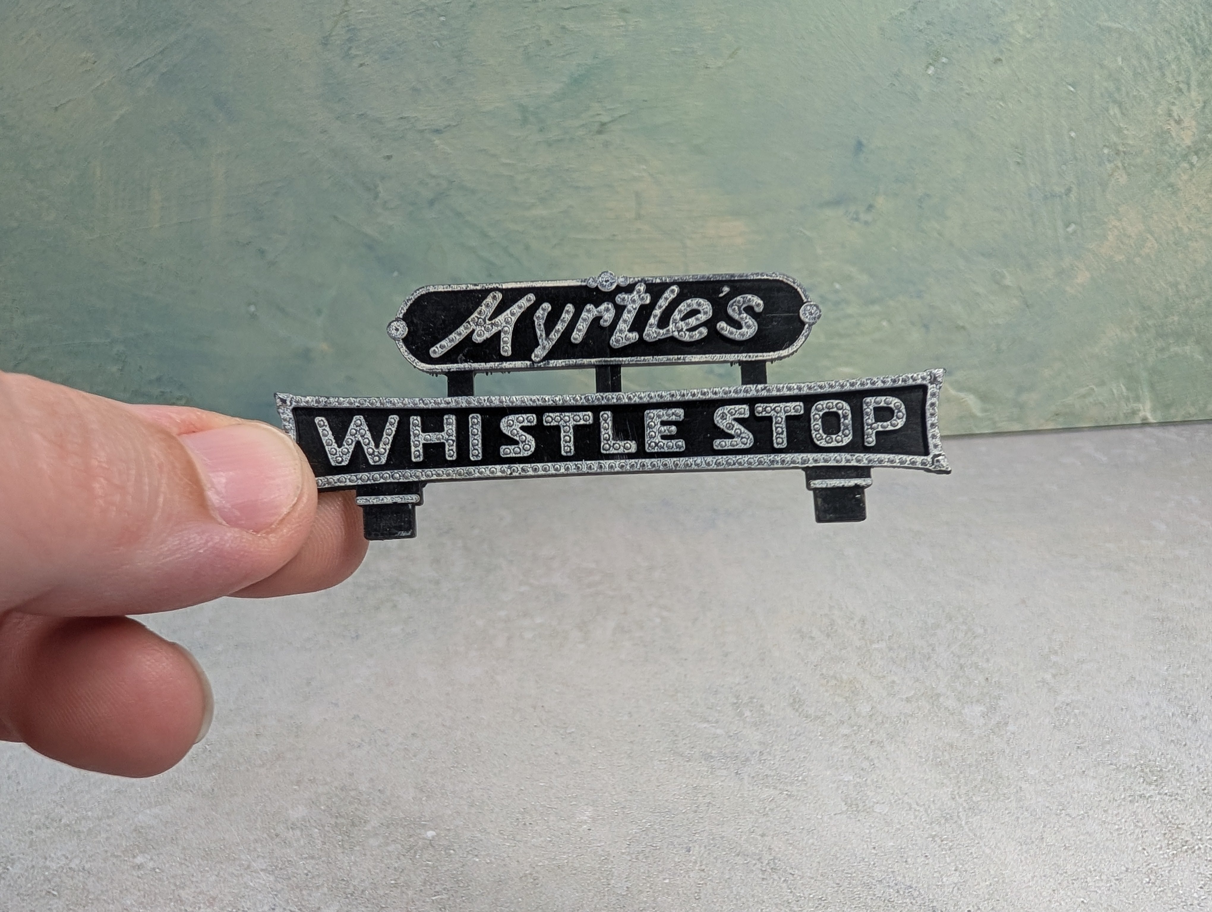 USED Life-Like HO Scale Myrtle's Whistle Stop Diner Sign
