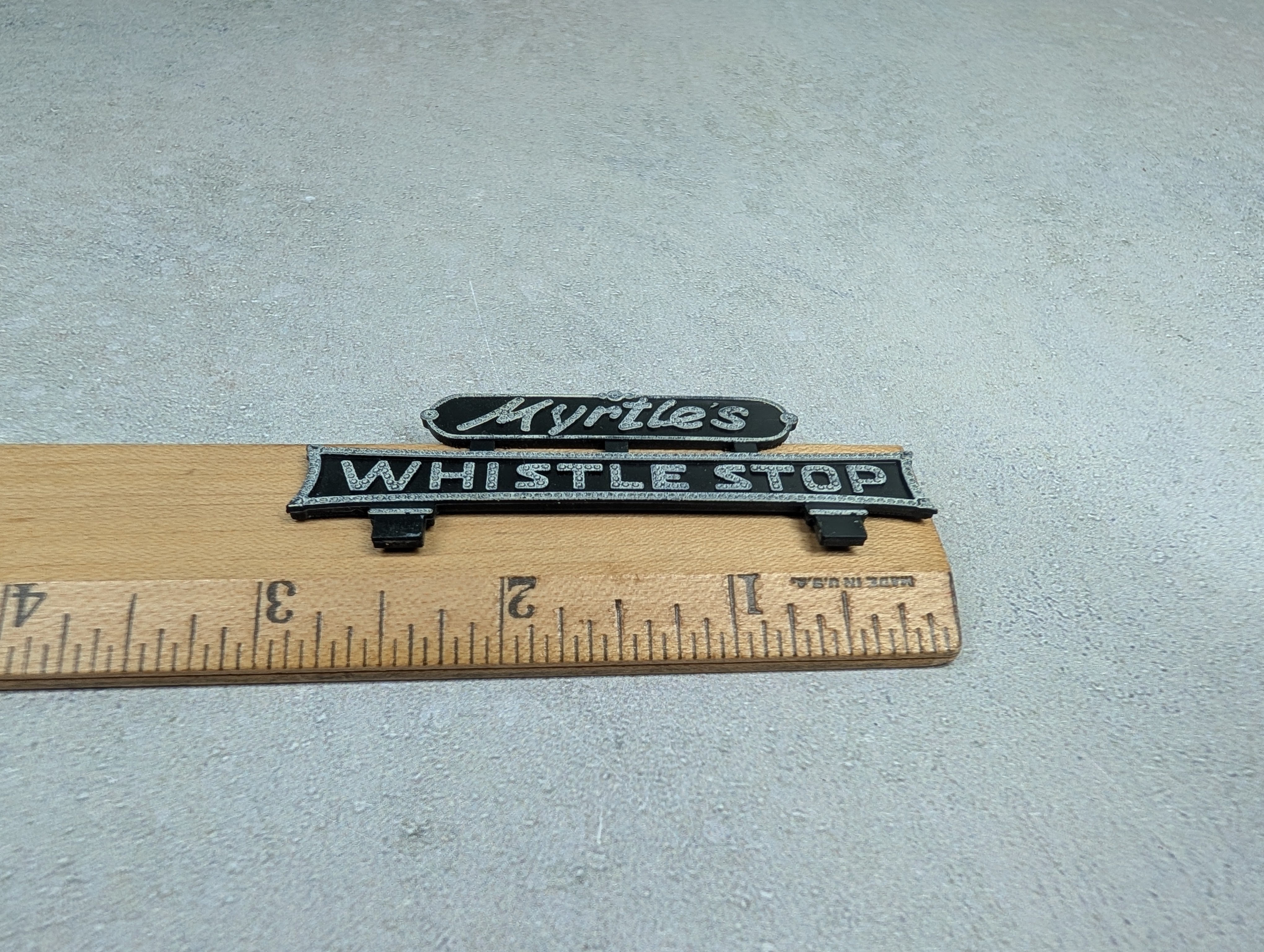 USED Life-Like HO Scale Myrtle's Whistle Stop Diner Sign