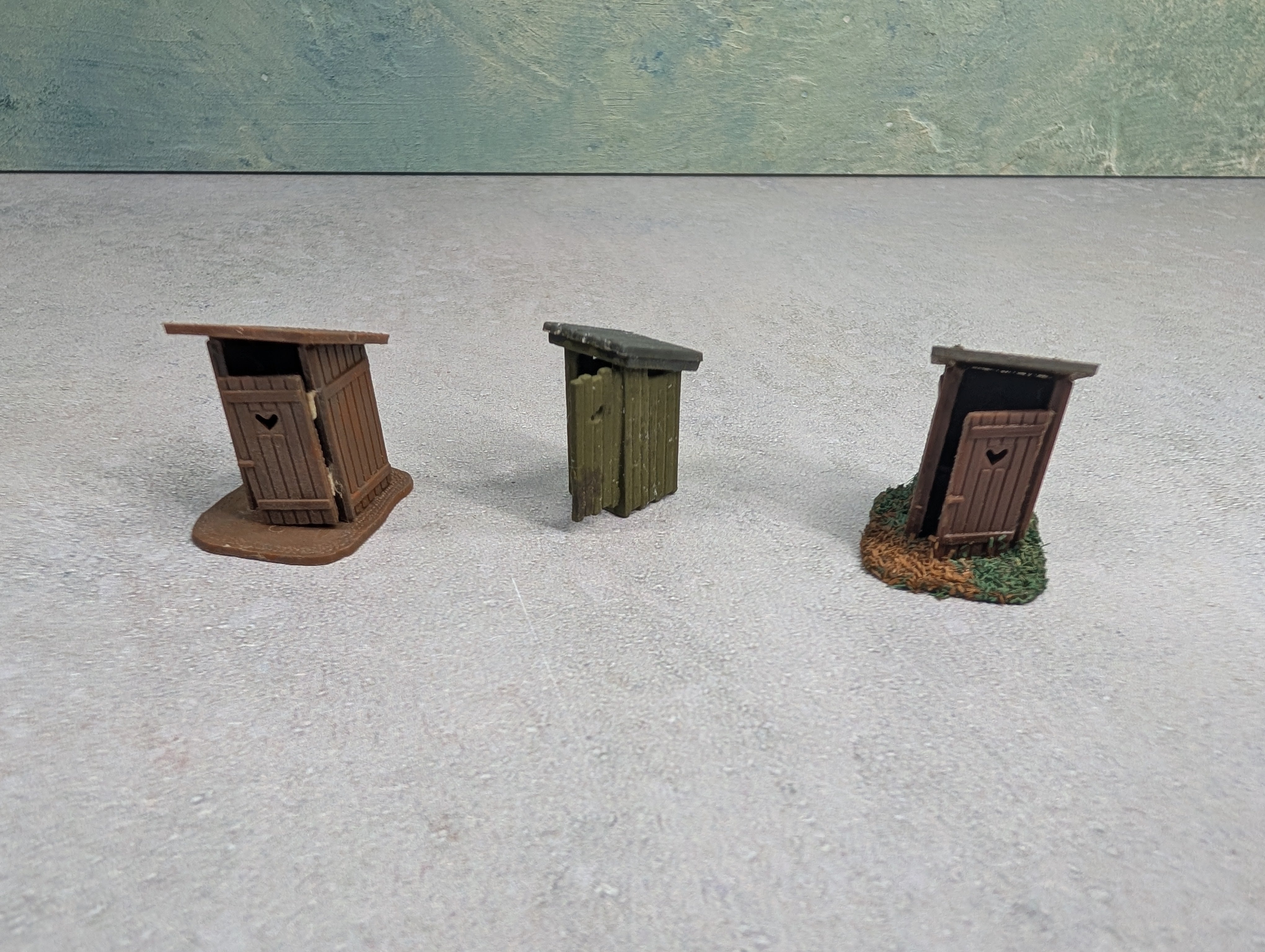 USED HO Scale Lot of Outhouses (3 pcs)