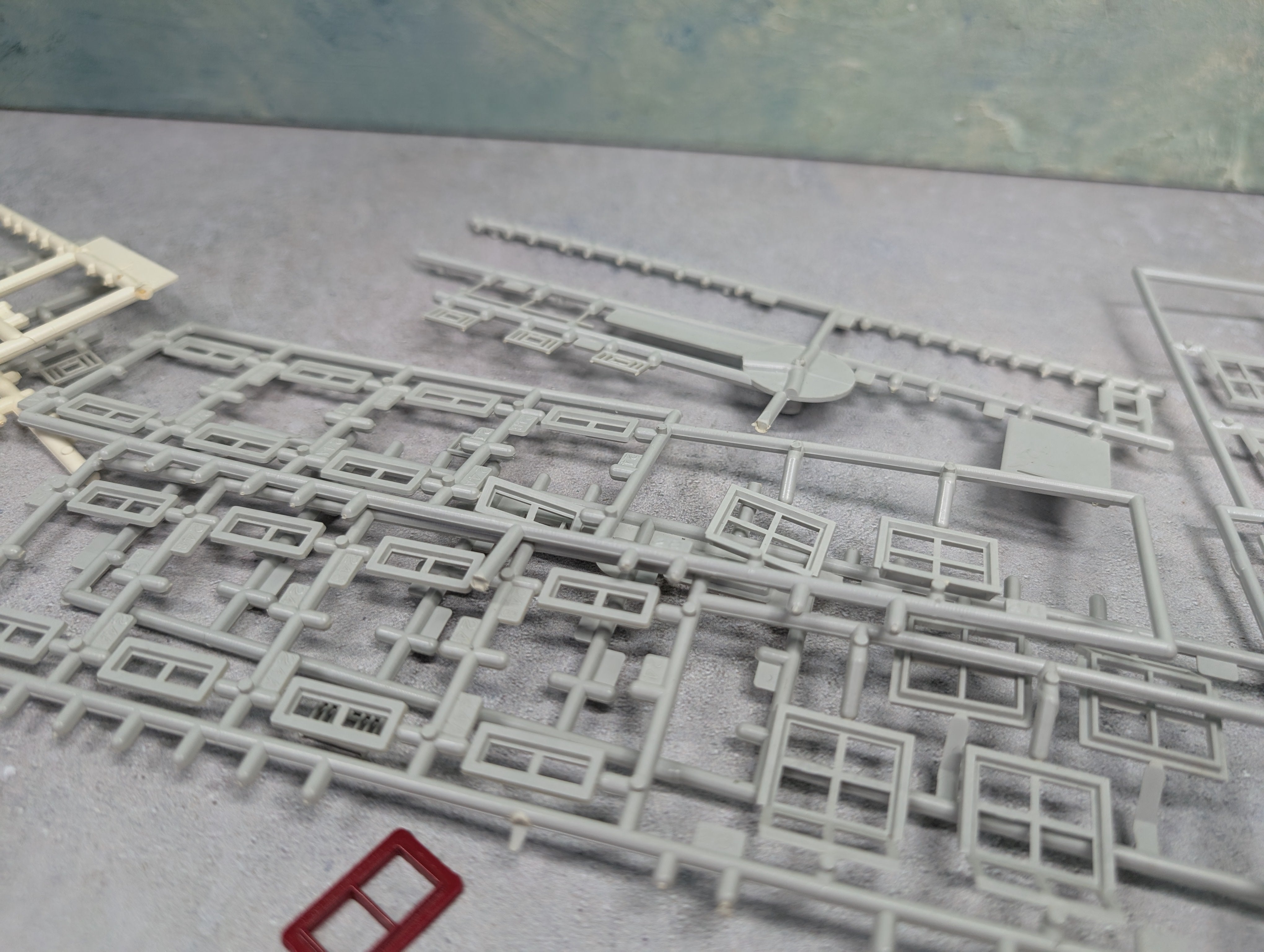 USED HO Scale Lot of Building Windows, Doors & Other Parts