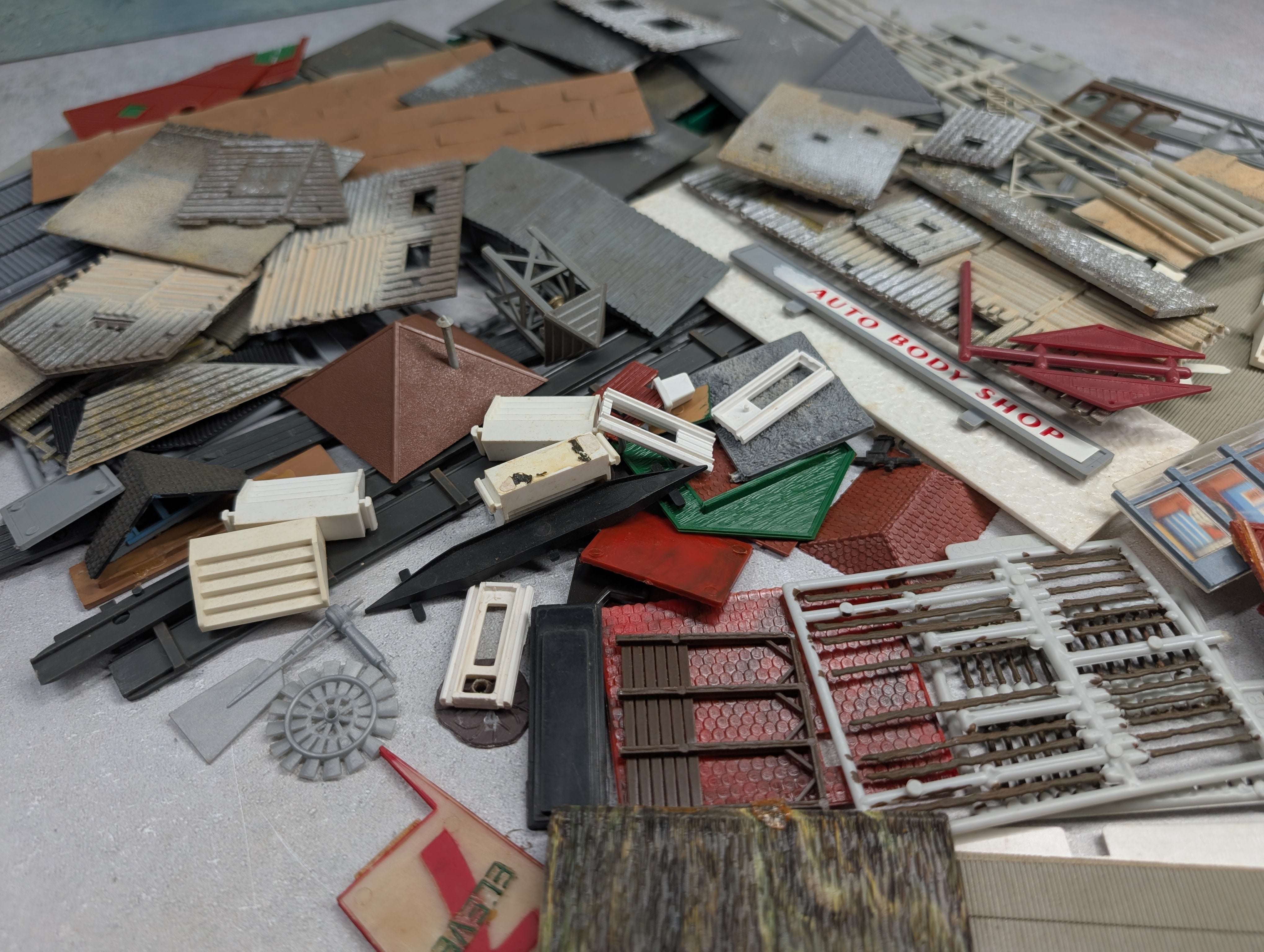 USED HO Scale Lot of Building Parts For Scratch Building