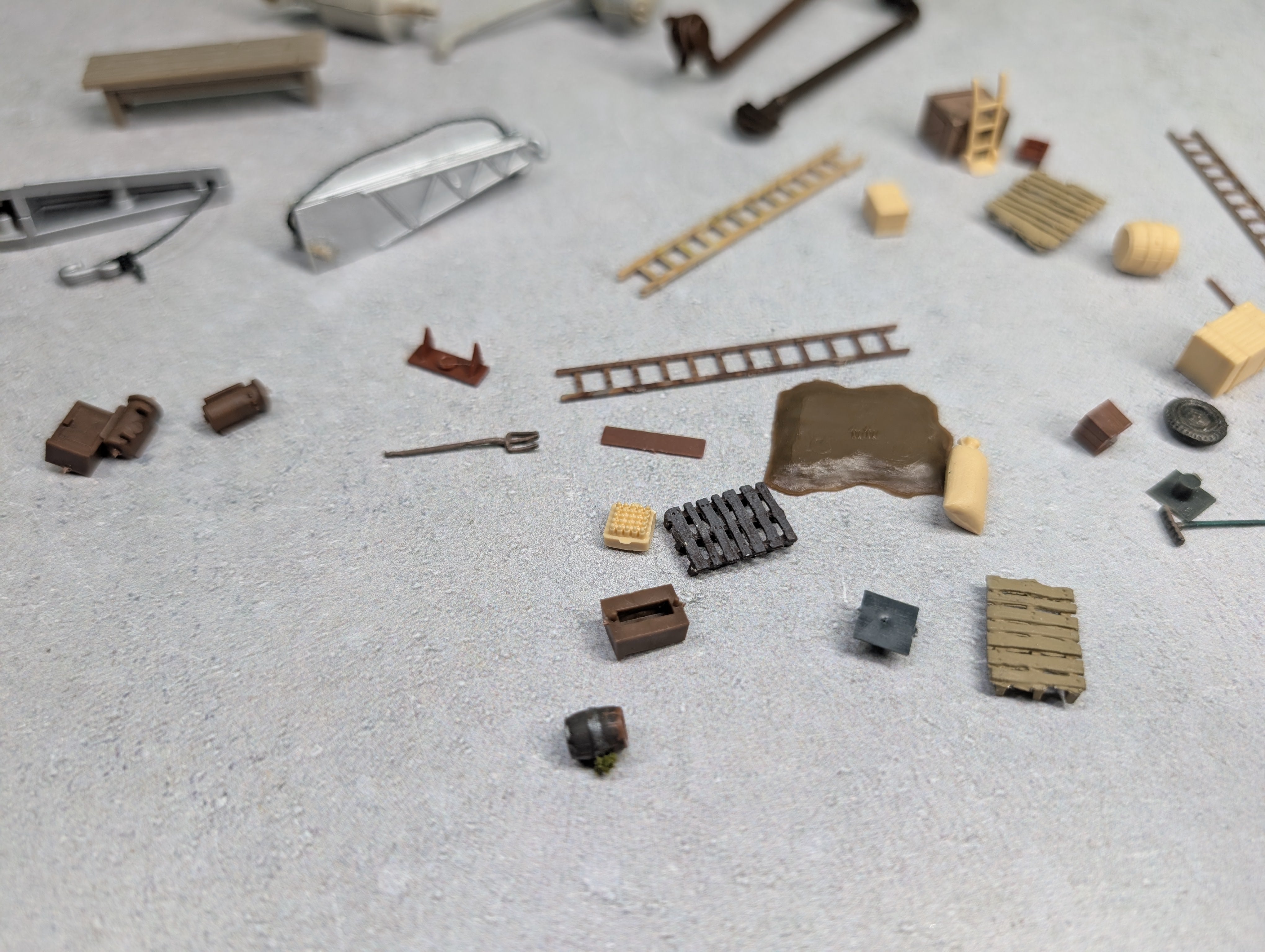 USED HO Scale Lot of Ladders, Industrial Building Parts, Pallets, Crates and More