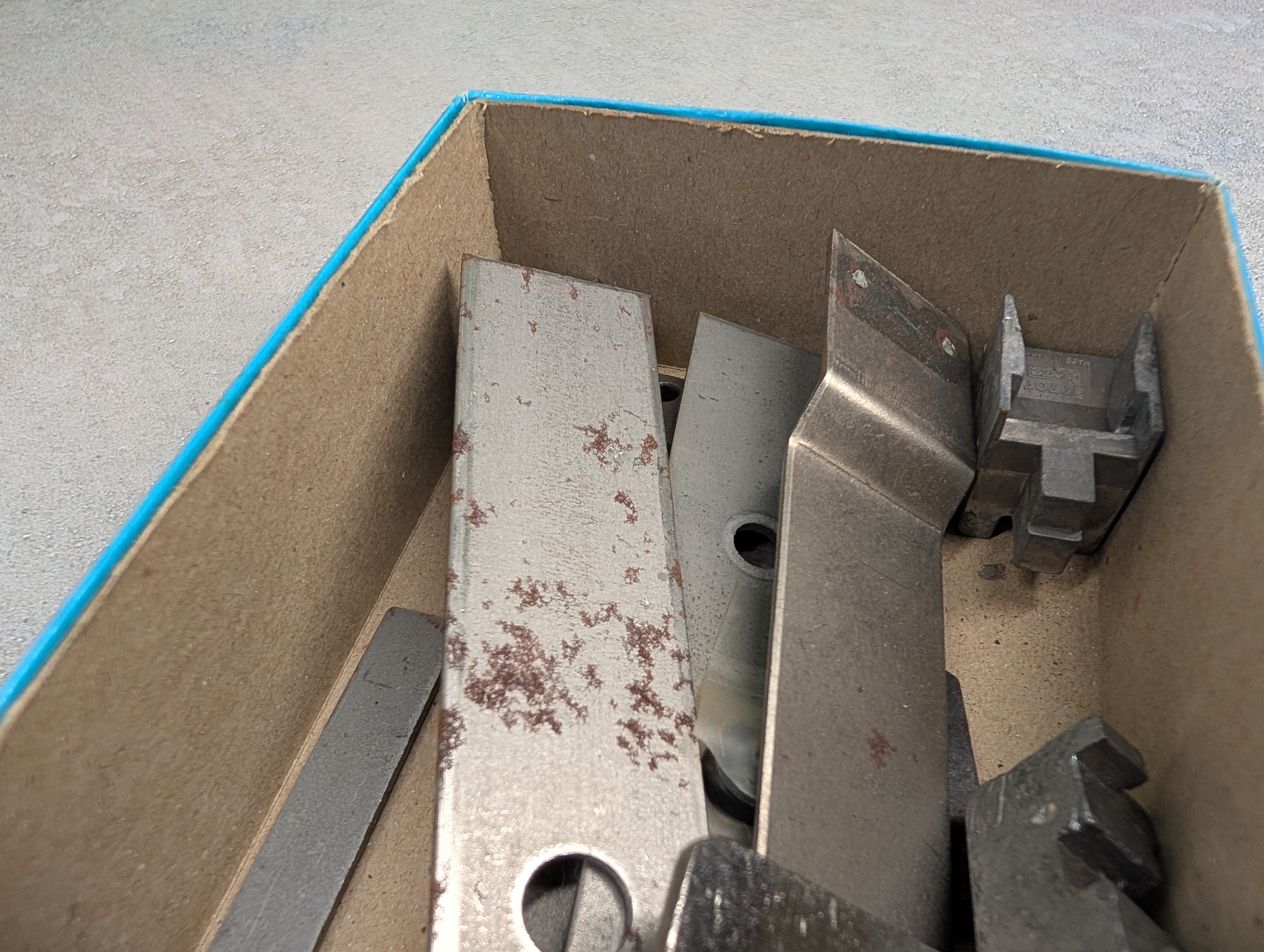USED HO Scale Lot of Various Metal Weights (Almost 2lbs)