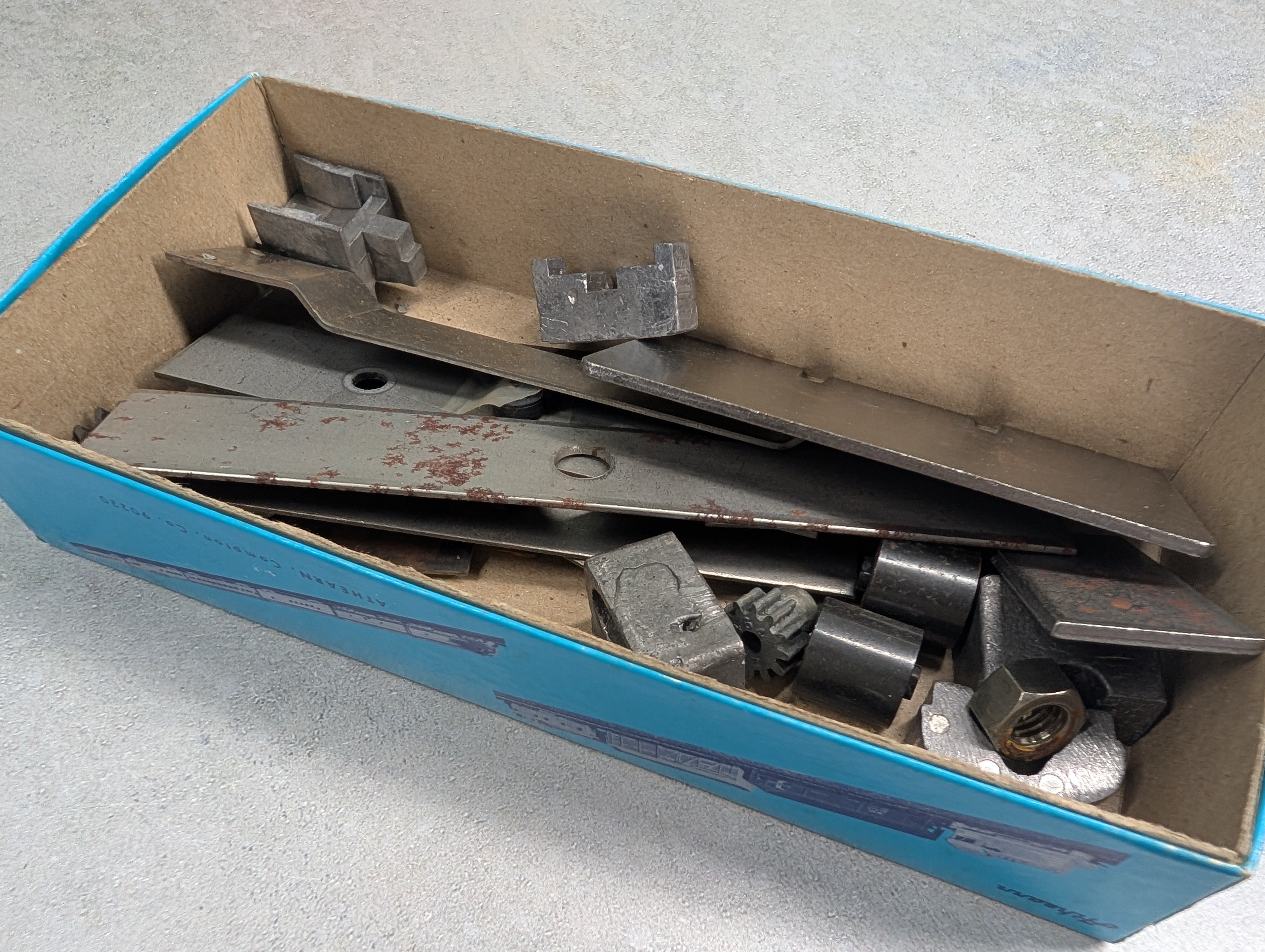 USED HO Scale Lot of Various Metal Weights (Almost 2lbs)
