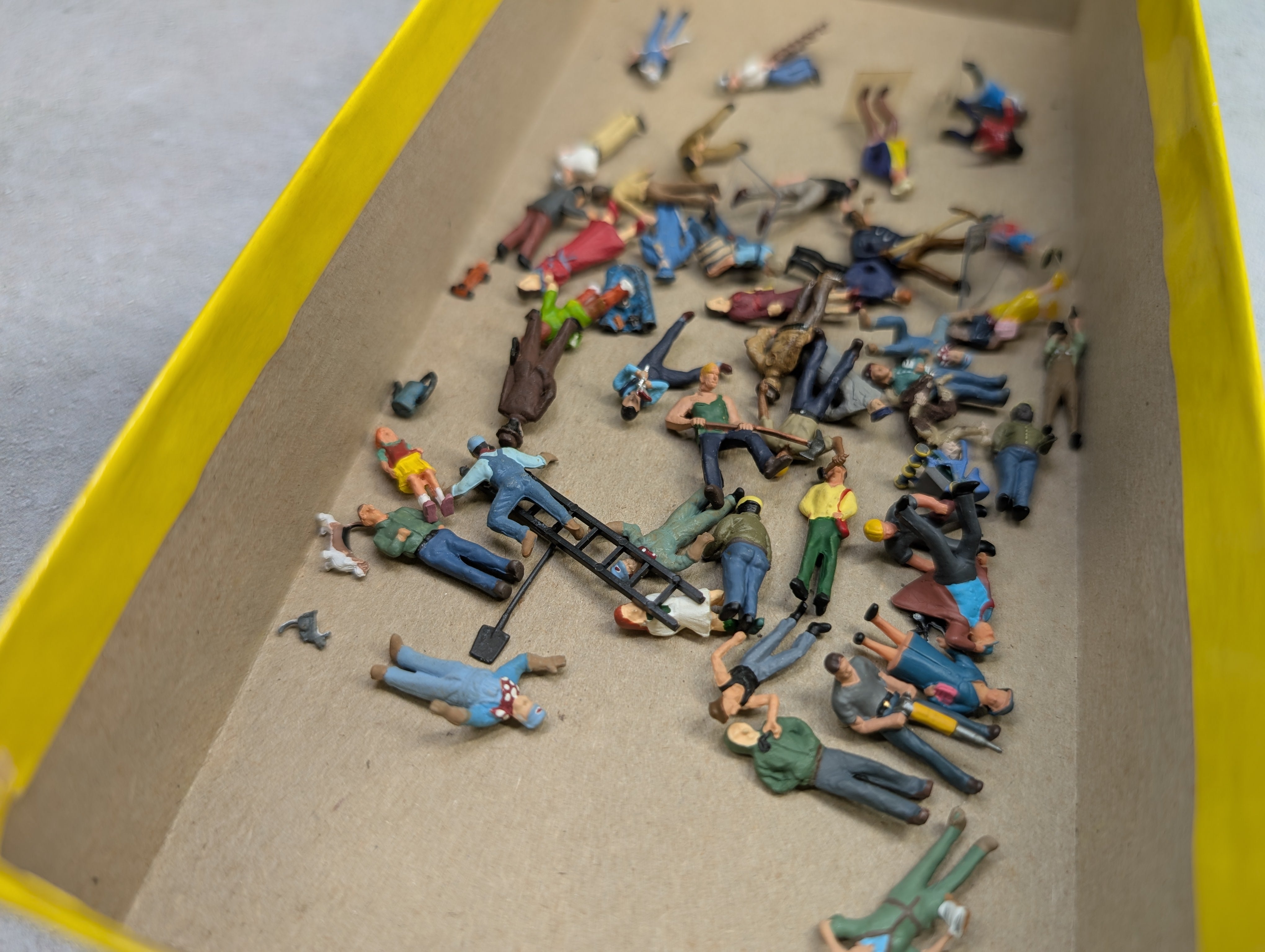 USED HO Scale Lot of People/Figures