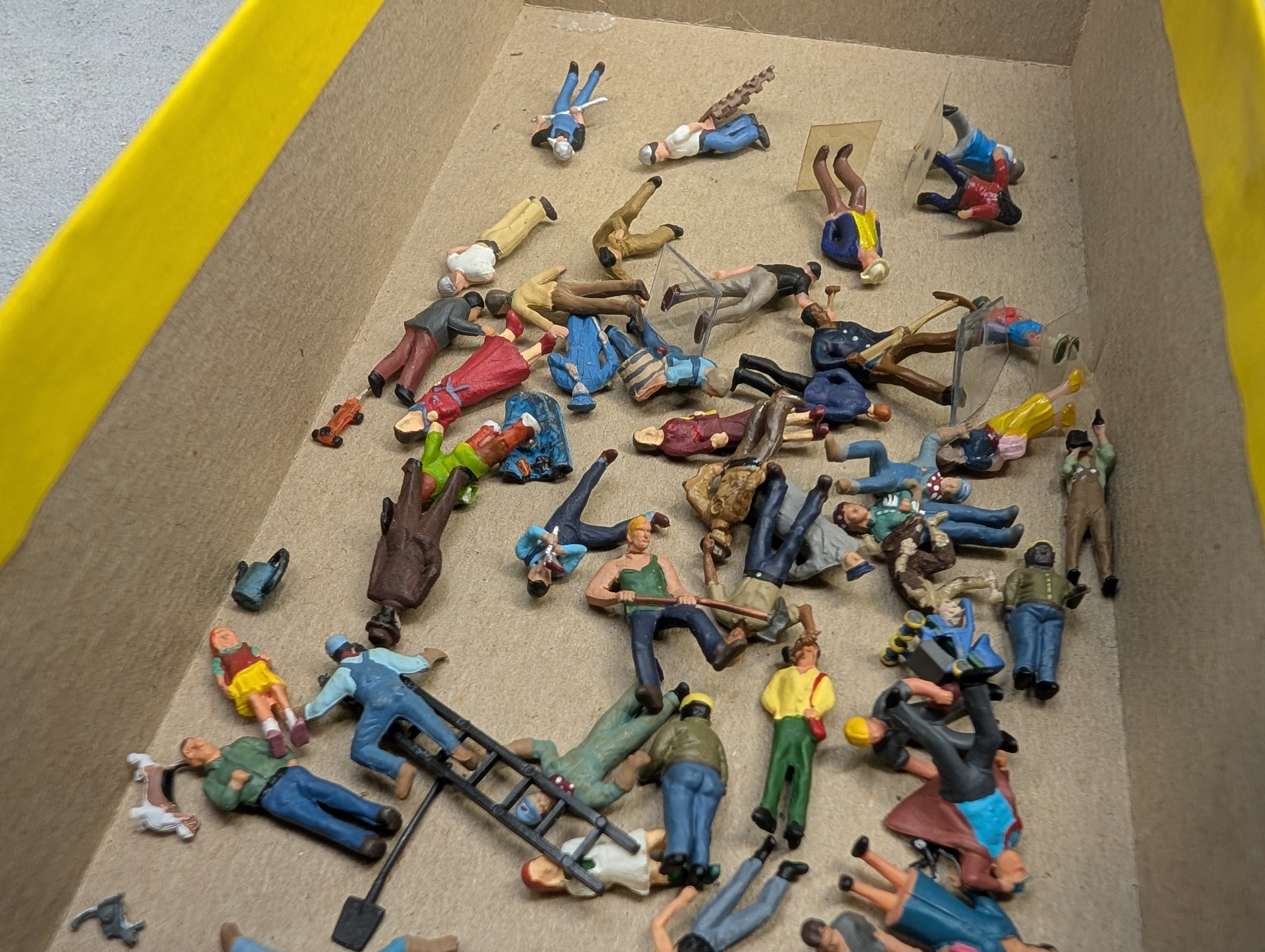 USED HO Scale Lot of People/Figures