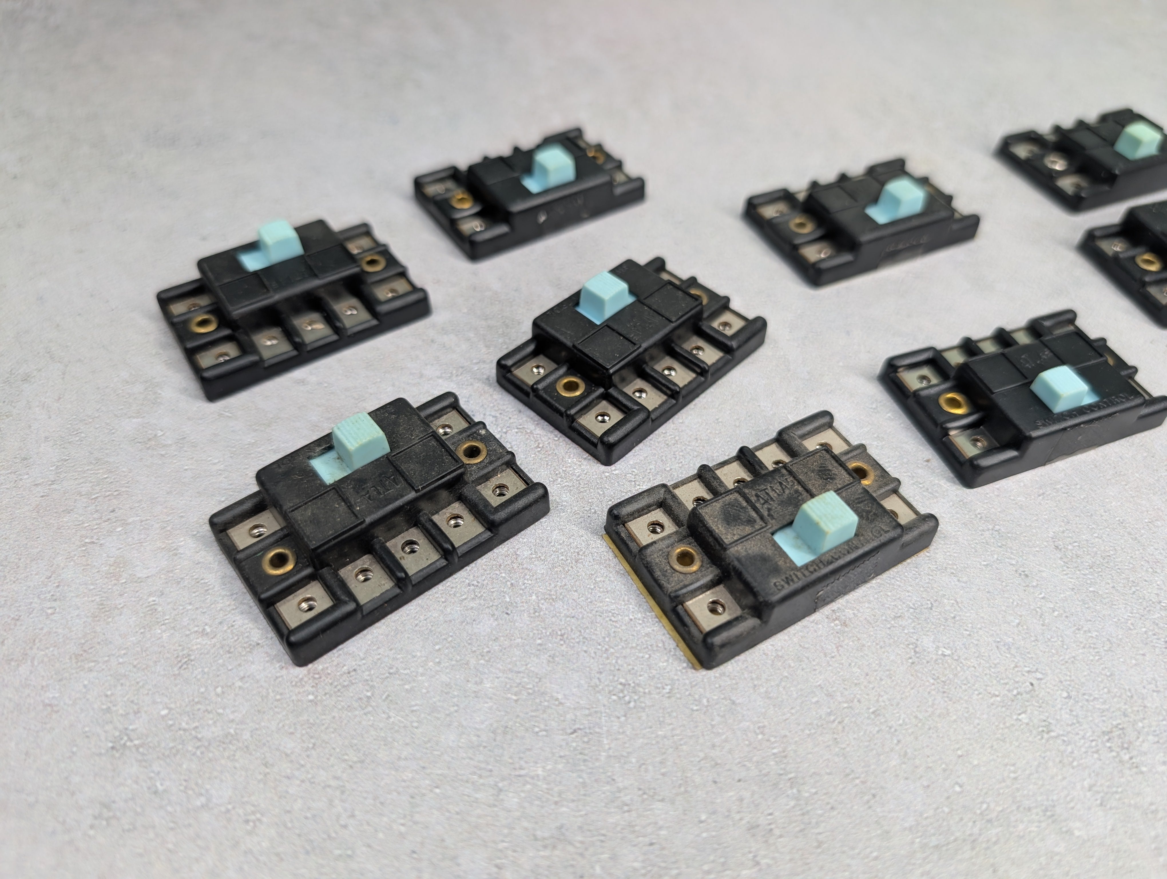 USED Atlas HO Scale Switch Control Box (10 pcs)