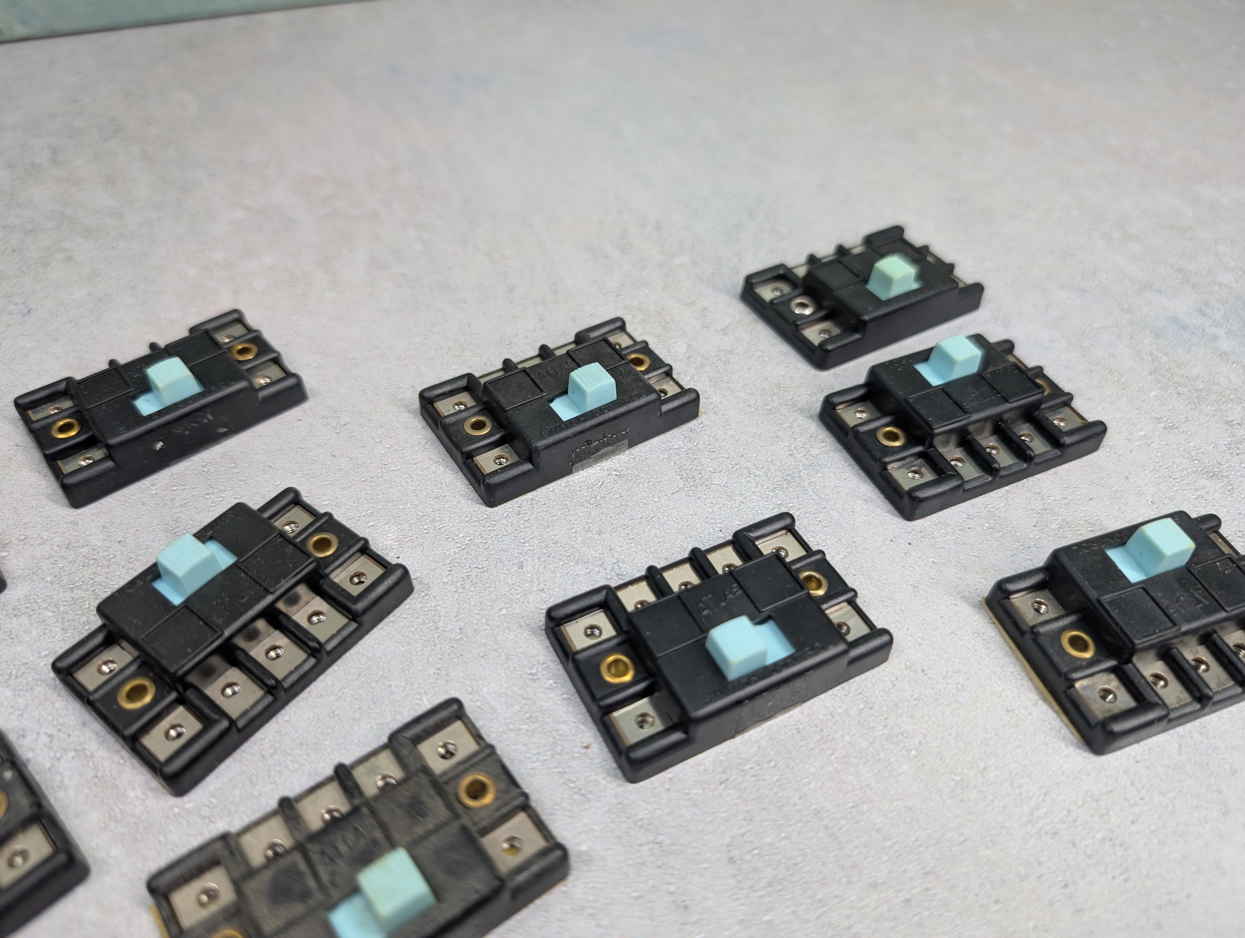 USED Atlas HO Scale Switch Control Box (10 pcs)