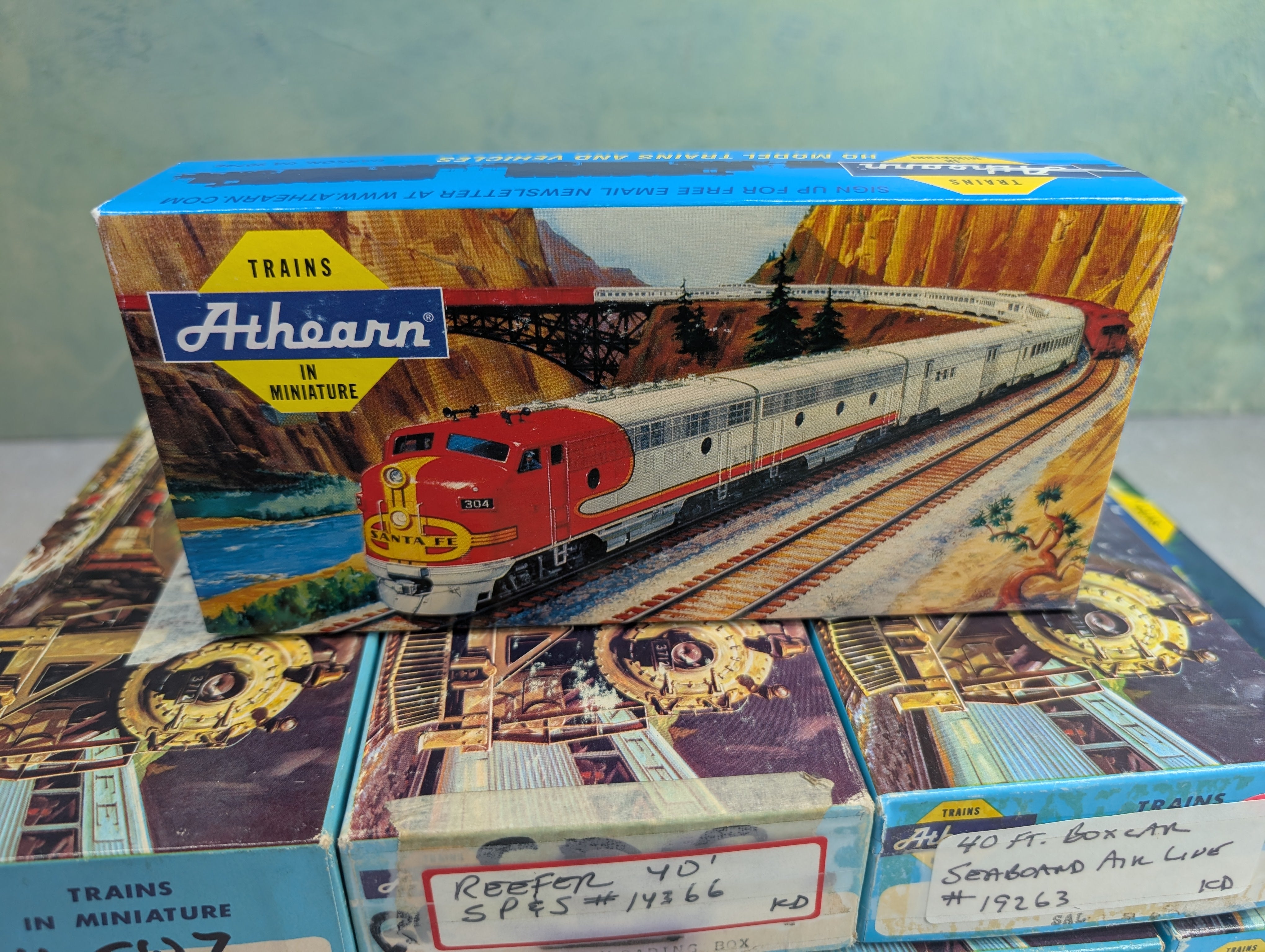 USED Athearn HO Scale Empty Boxes For Storage (8 pcs)