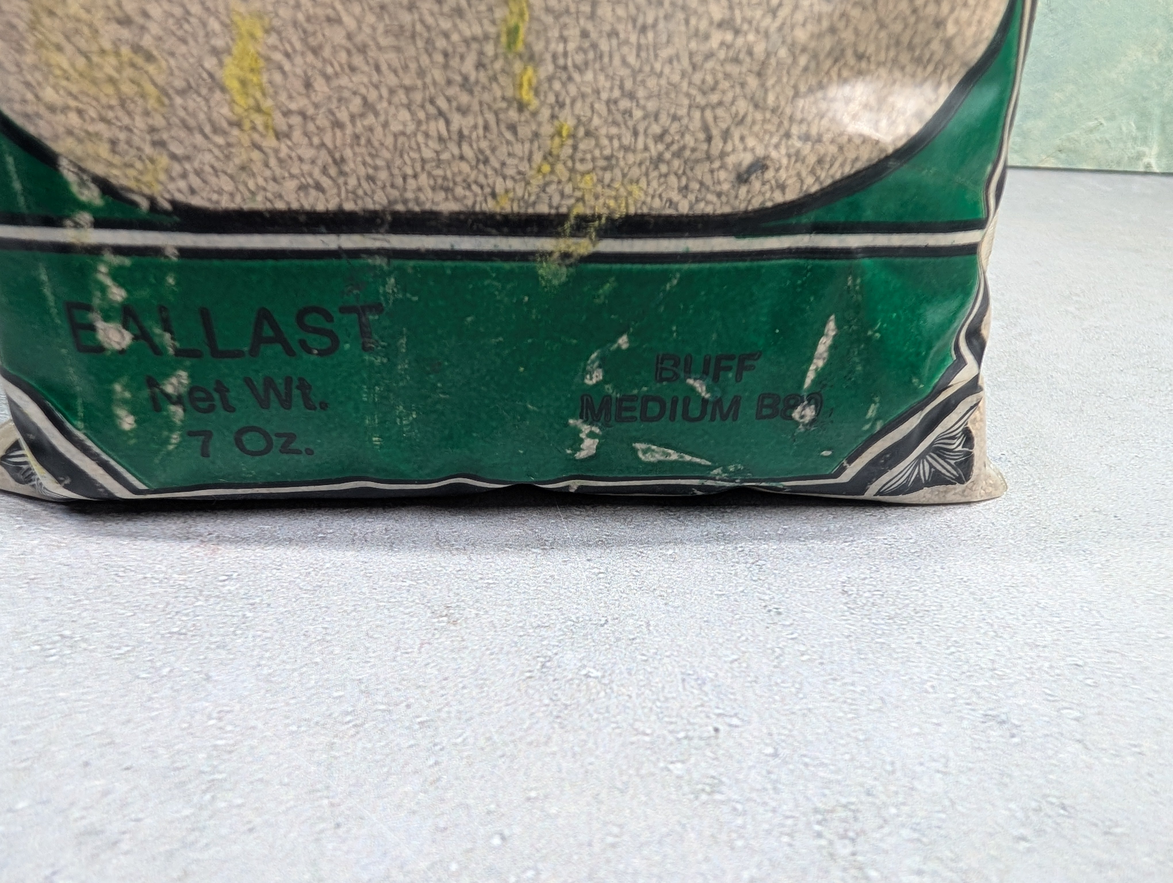 USED Woodland Scenics B80 MULTI Scale Ballast Buff Medium
