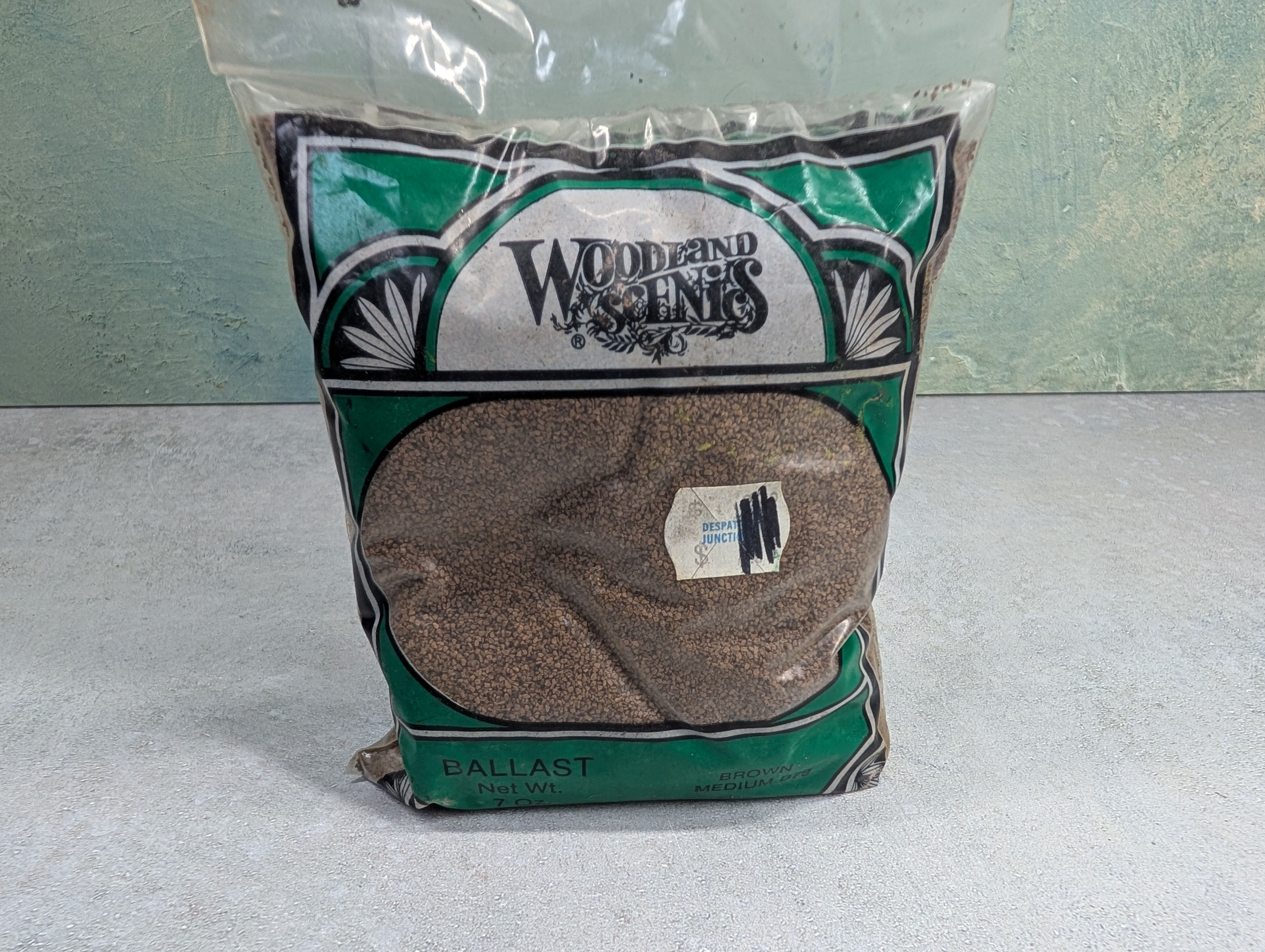 USED Woodland Scenics B79 MULTI Scale Ballast Brown Medium