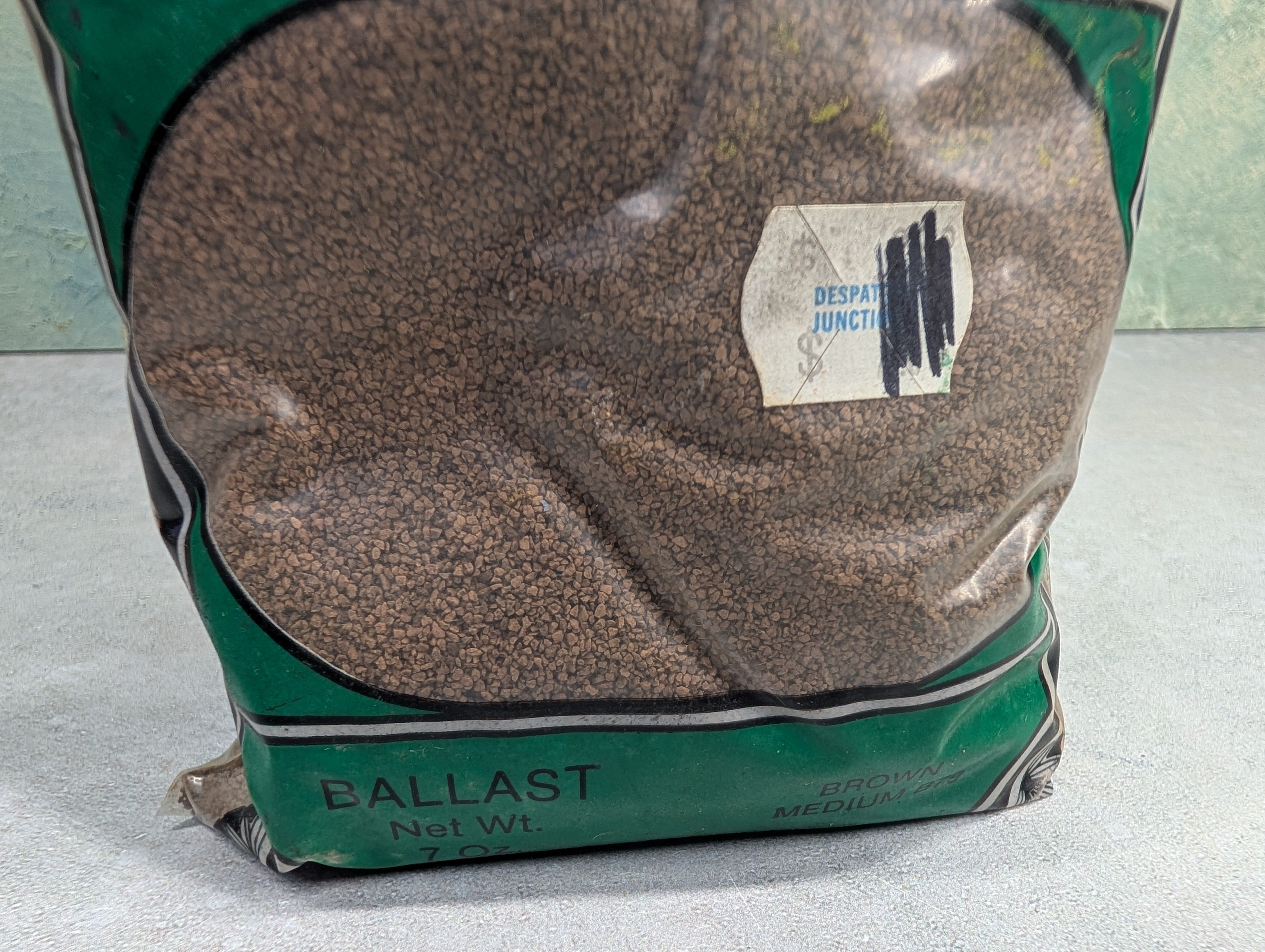USED Woodland Scenics B79 MULTI Scale Ballast Brown Medium