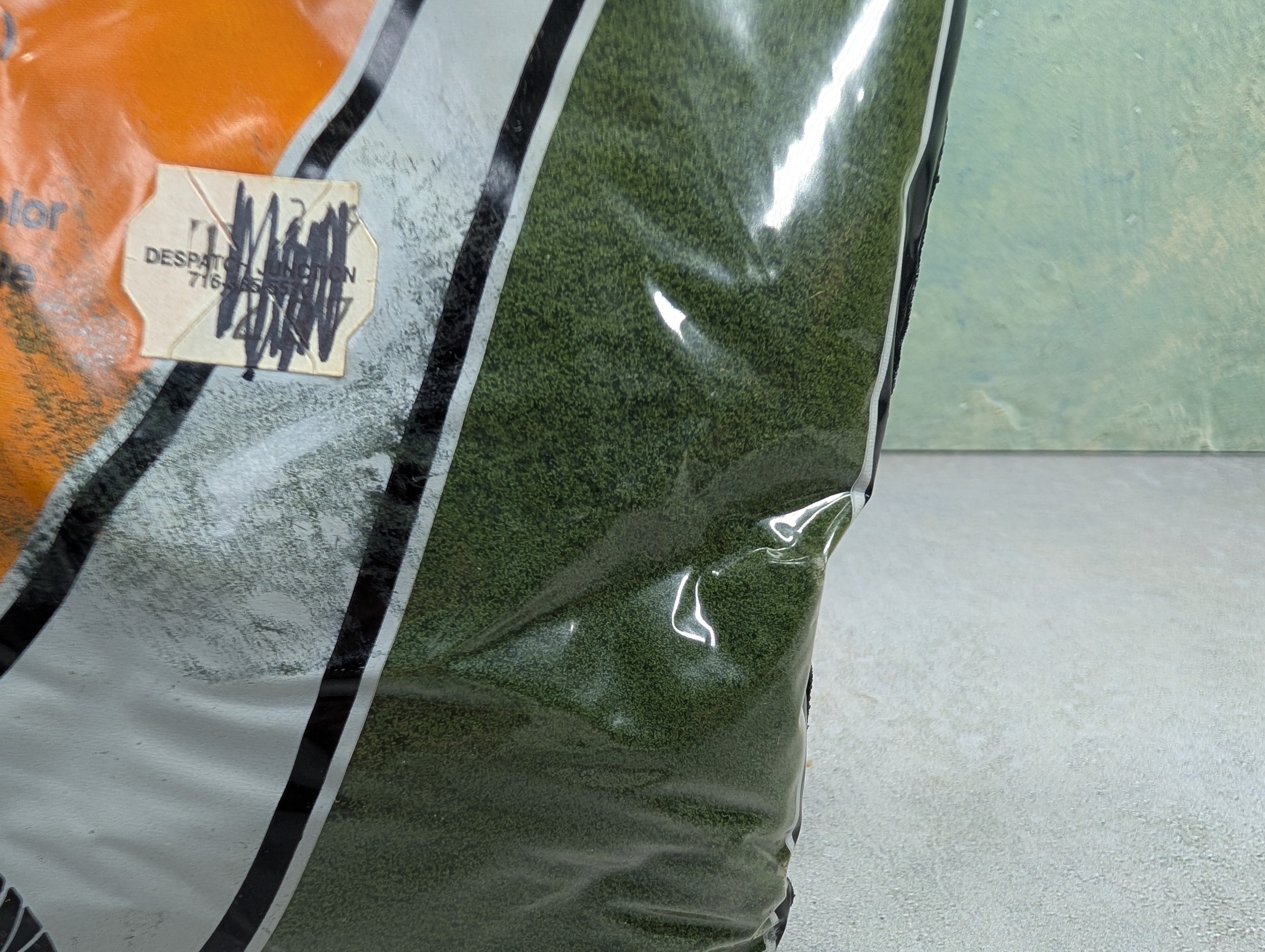USED Woodland Scenics T45 MULTI Scale Fine Turf Green Grass