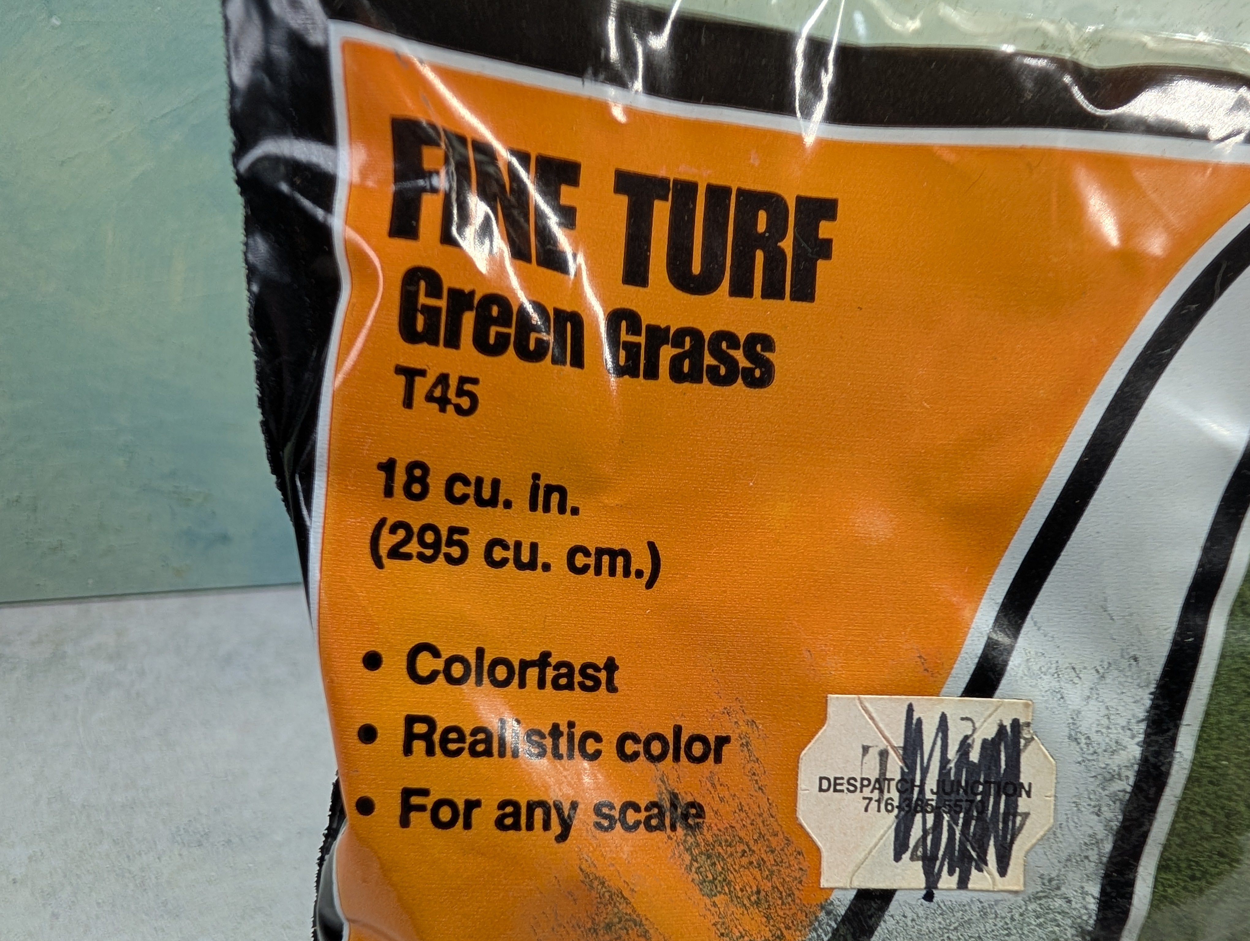 USED Woodland Scenics T45 MULTI Scale Fine Turf Green Grass