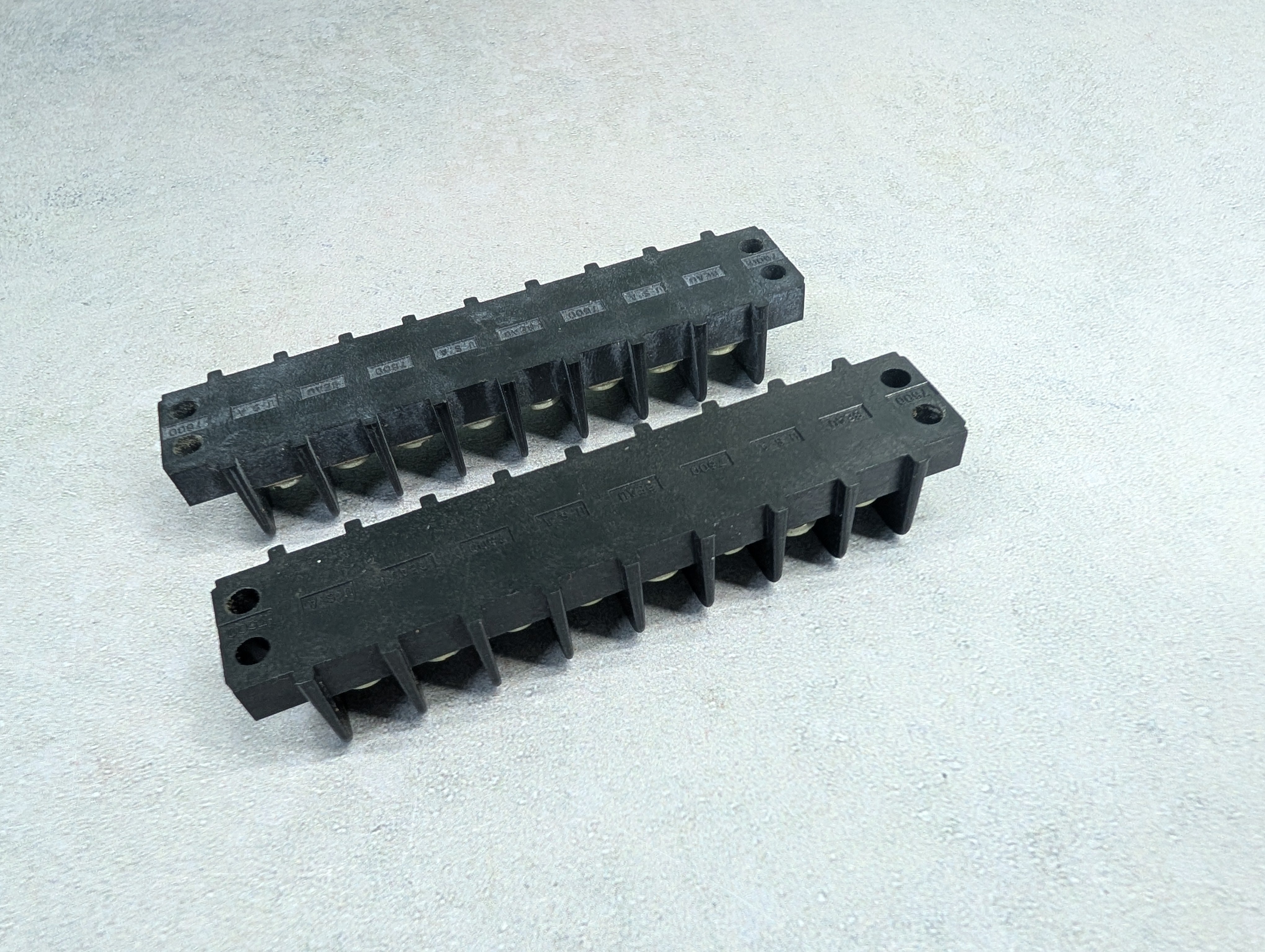 USED MULTI Scale Lot of Small Wire Terminal Blocks, Strips (2 pcs)