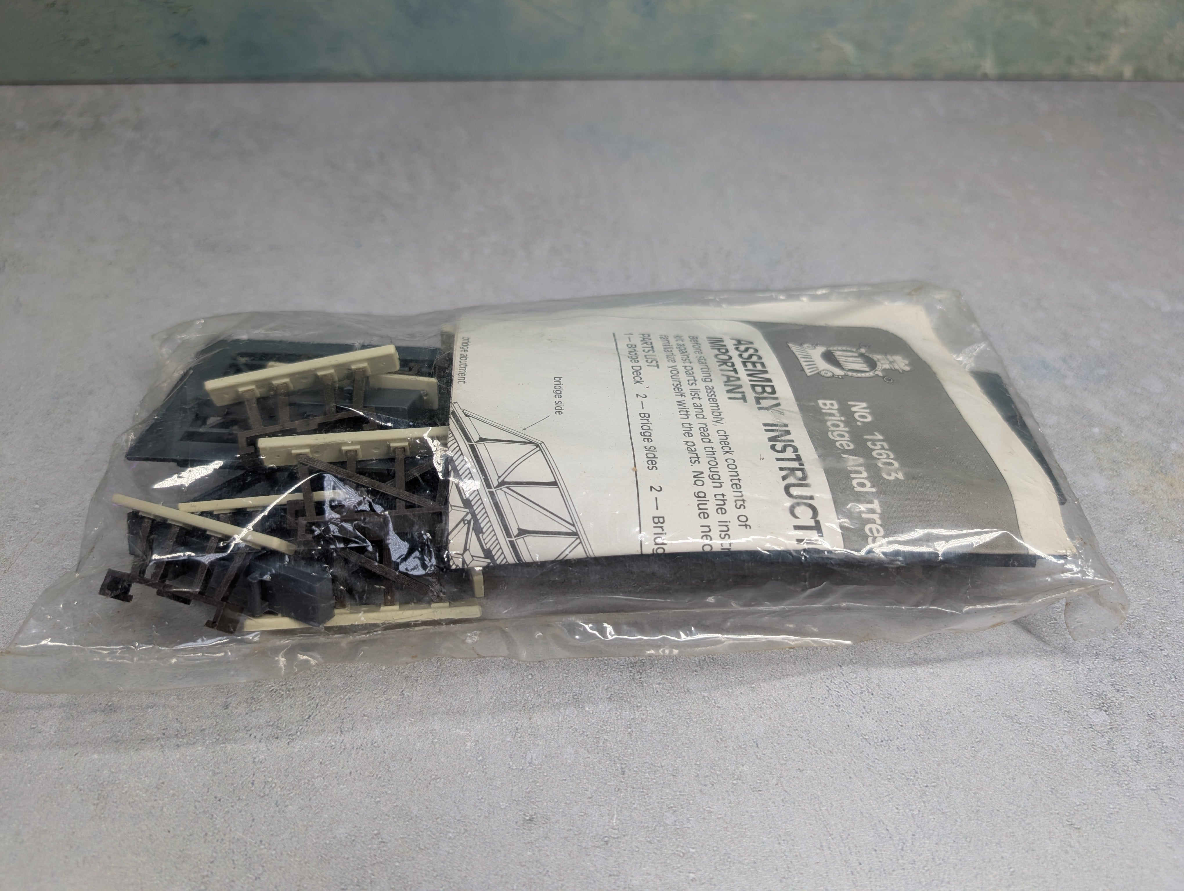 USED AHM 15603 HO Scale Bridge & Trestle Set KIT
