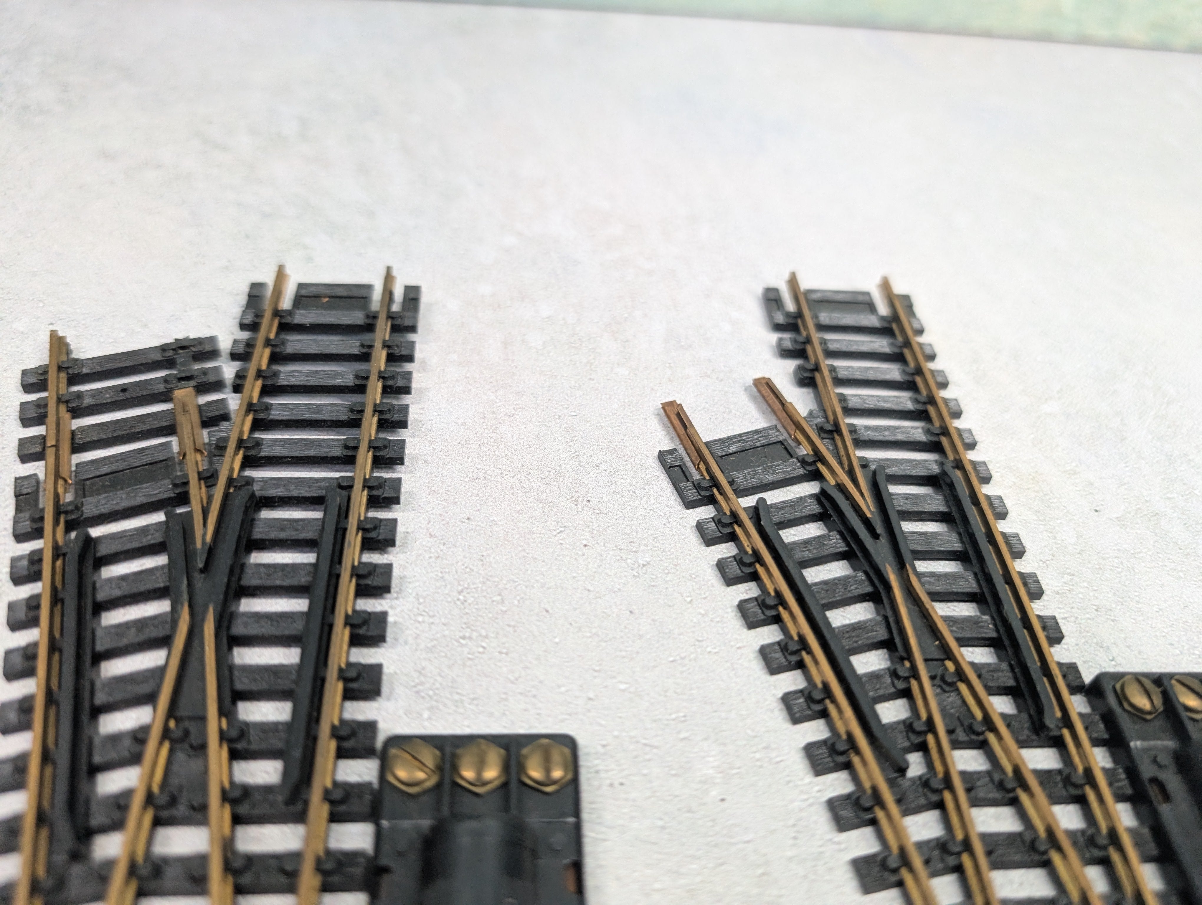 USED Atlas HO Scale Switch Track Left Brass Code 100 (2 pcs)