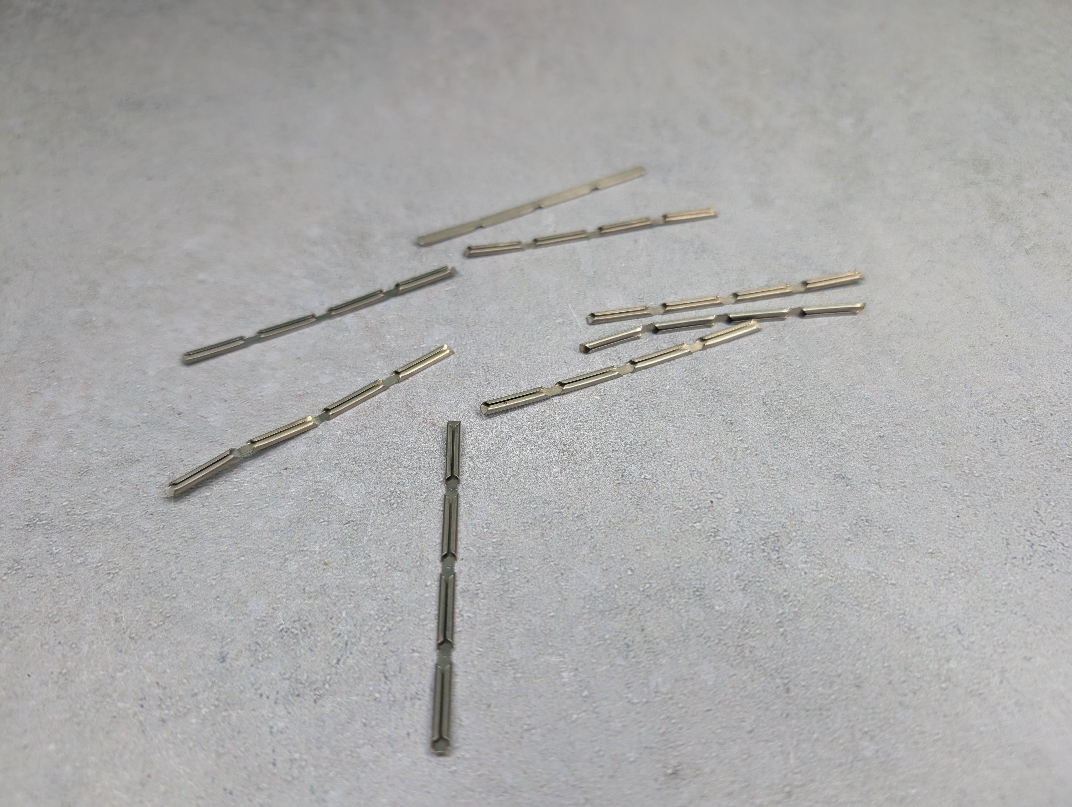 USED HO Scale Rail Joiners (32 pcs)