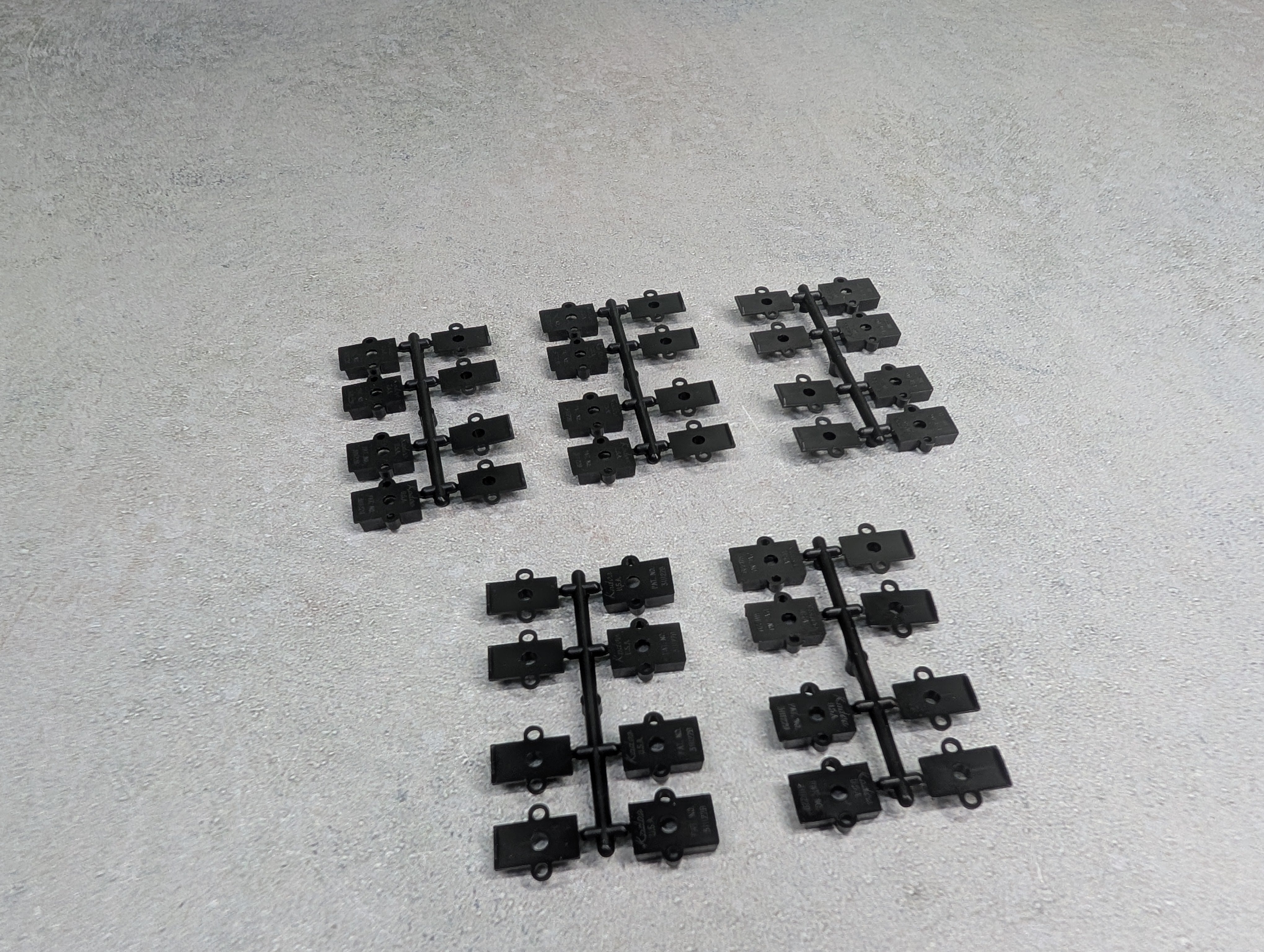 USED Kadee HO Scale Coupler Gearboxes & Lids (For 10 Cars)
