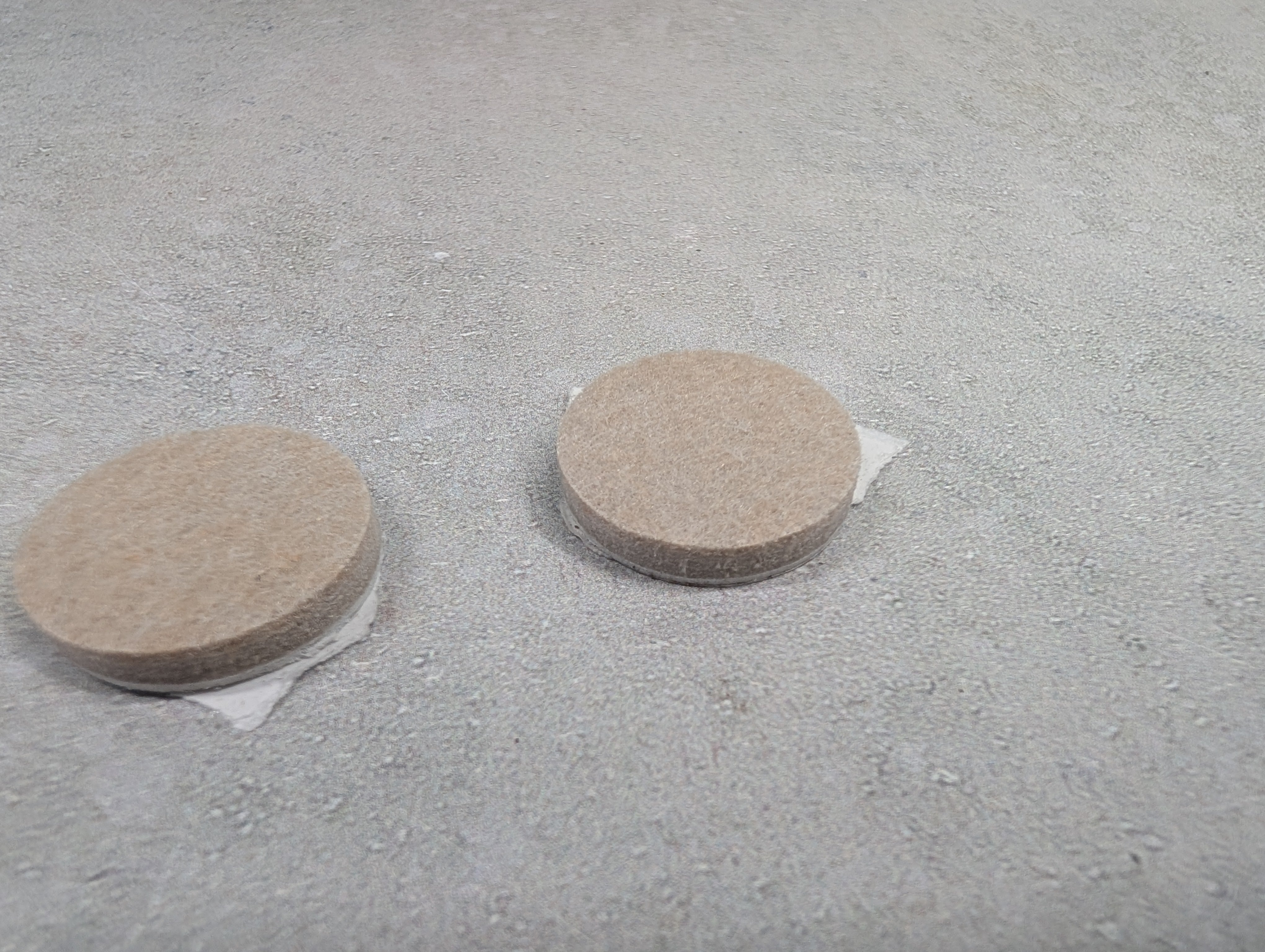 USED HO Scale Track Cleaning Car Replacement Felt Pads (3 pcs)