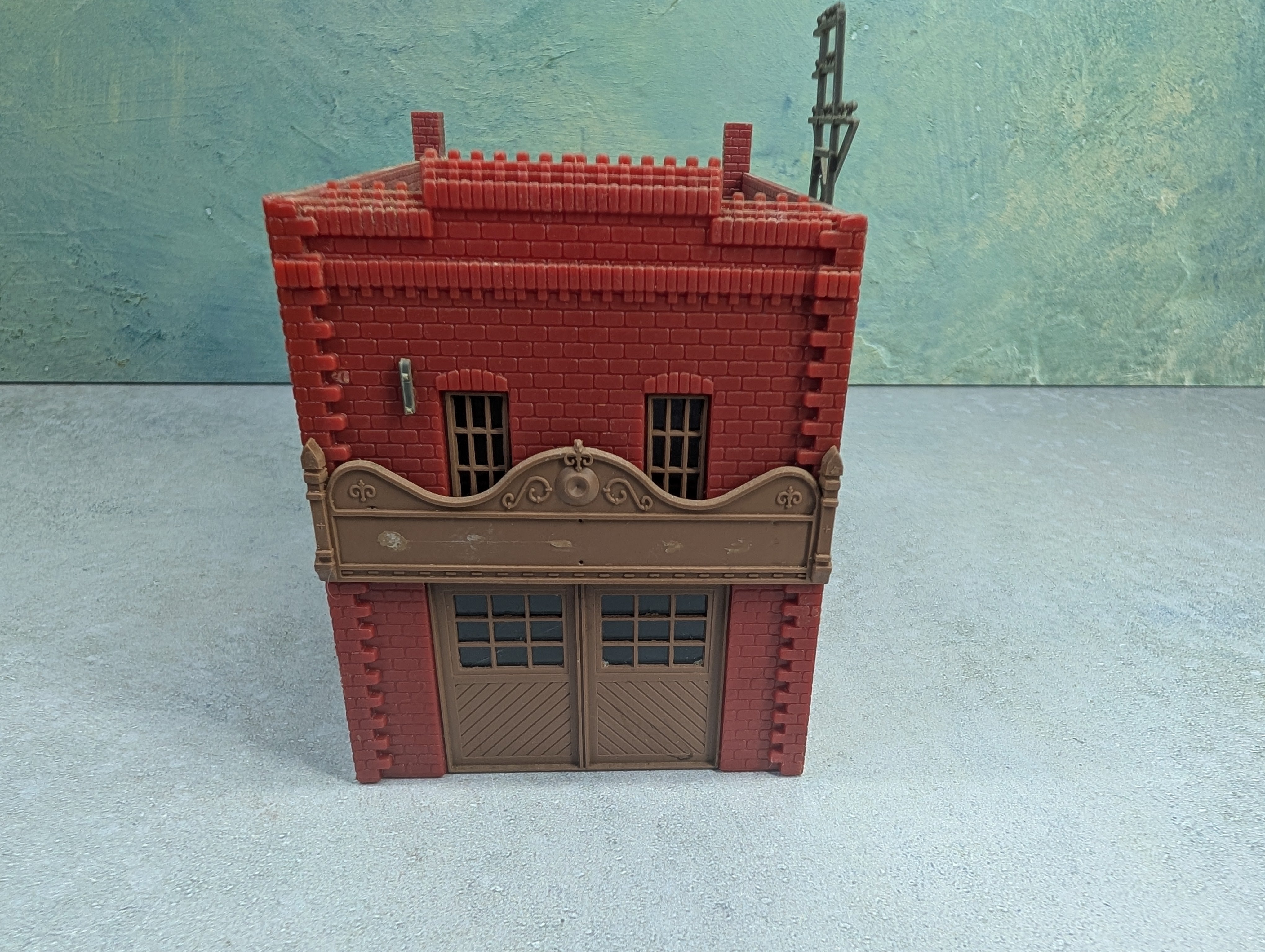 USED HO Scale Brick Warehouse