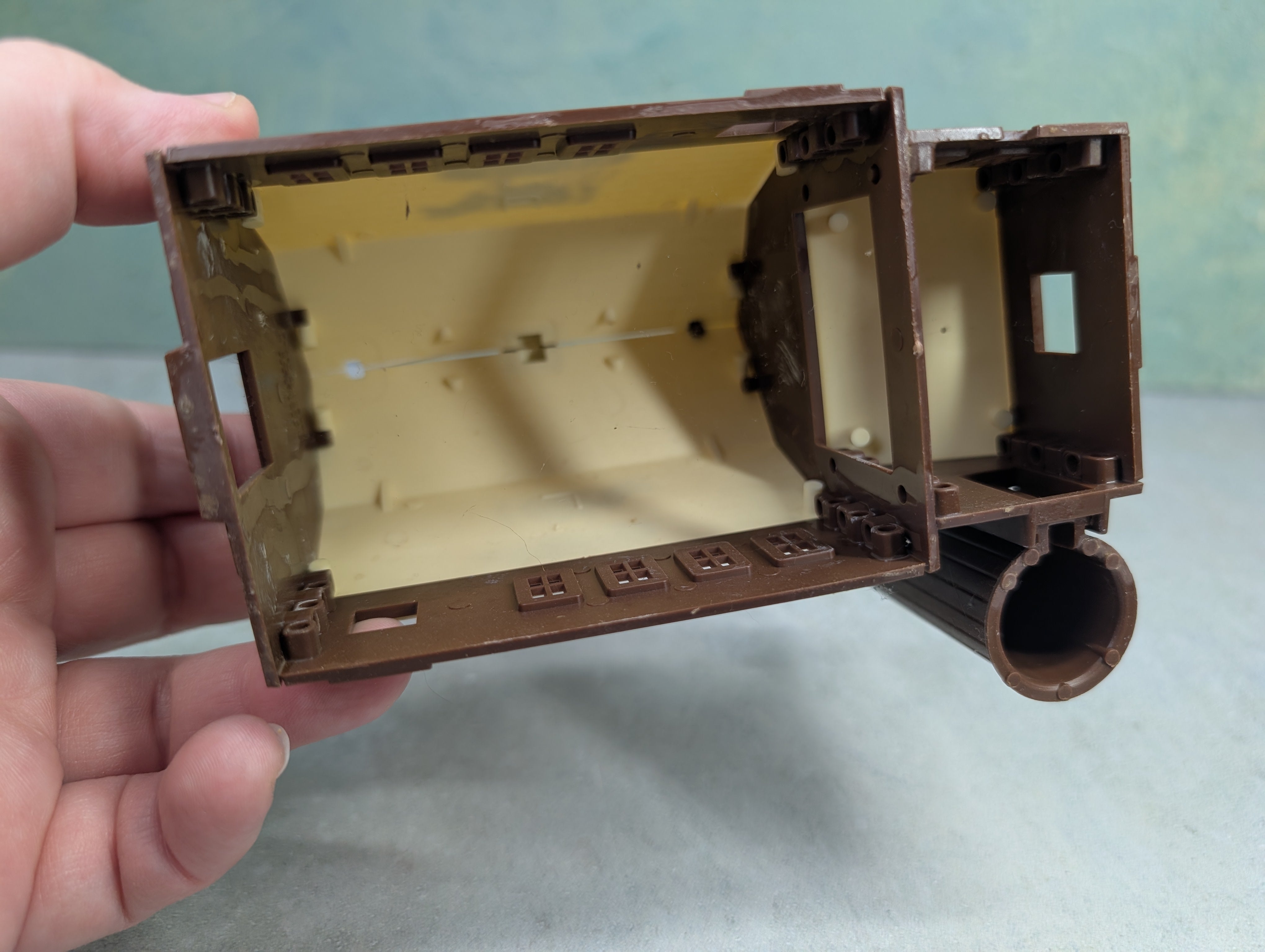USED Bachmann HO Scale Hershey's Chocolate Barn