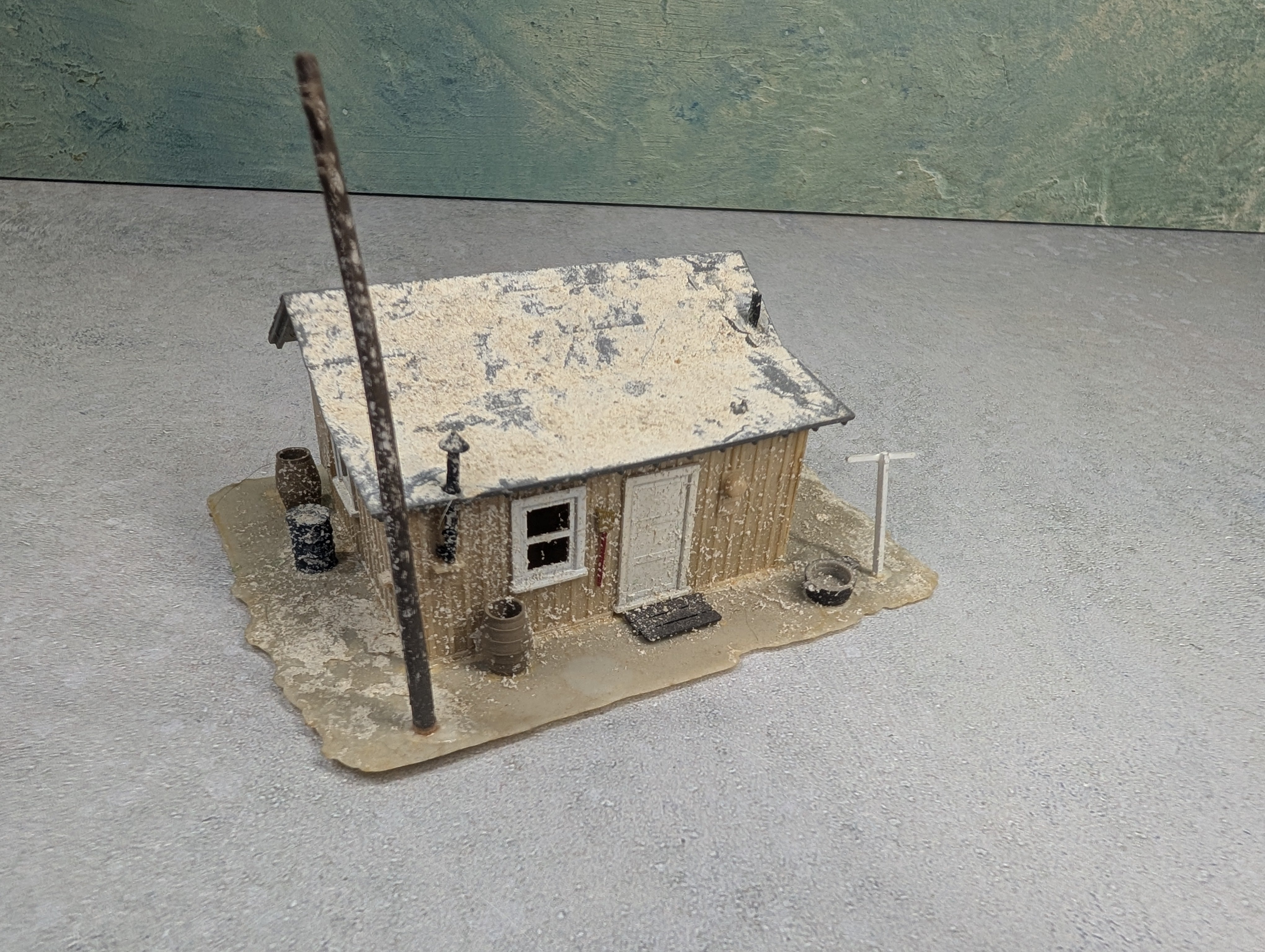 USED Life-Like HO Scale Western Homestead House Weathered